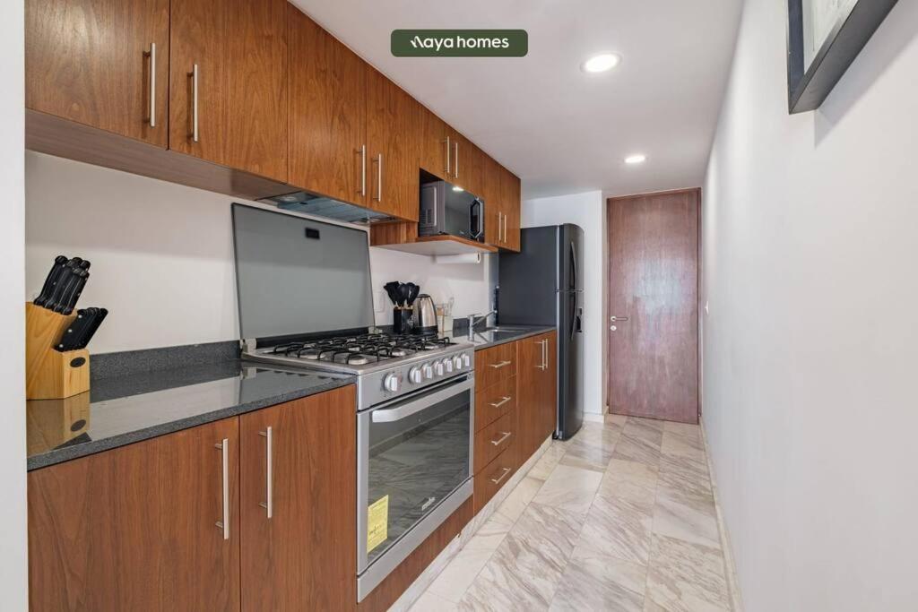 Fully Equipped 3 BR Condo with Pool, Game Room, BBQ