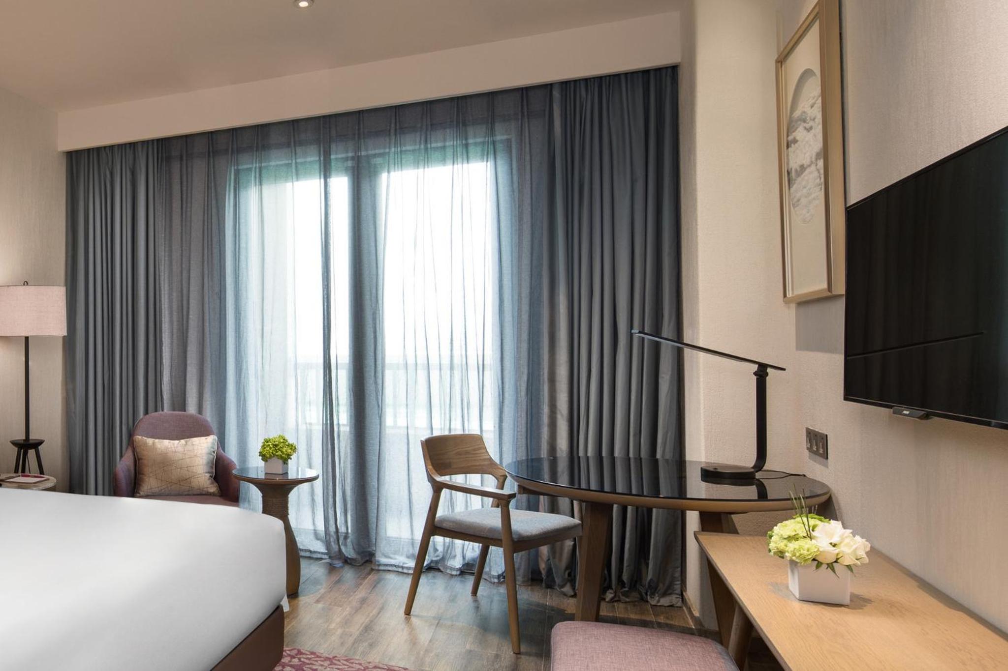 Crowne Plaza QingdaoOriental Movie Metropolis by IHG