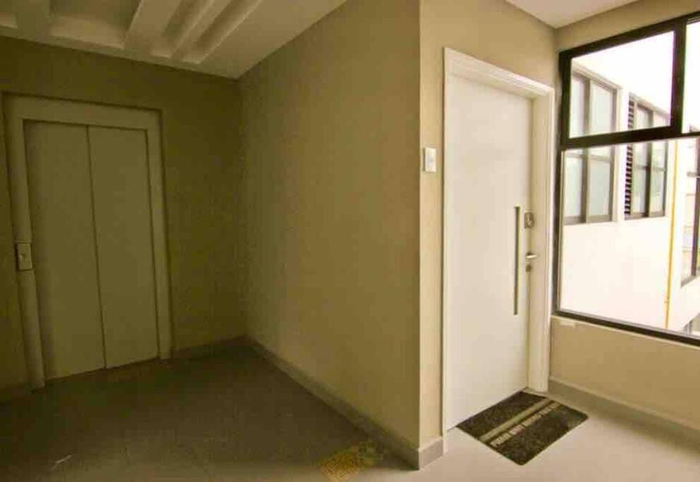 Urban Life Condesa Apartment