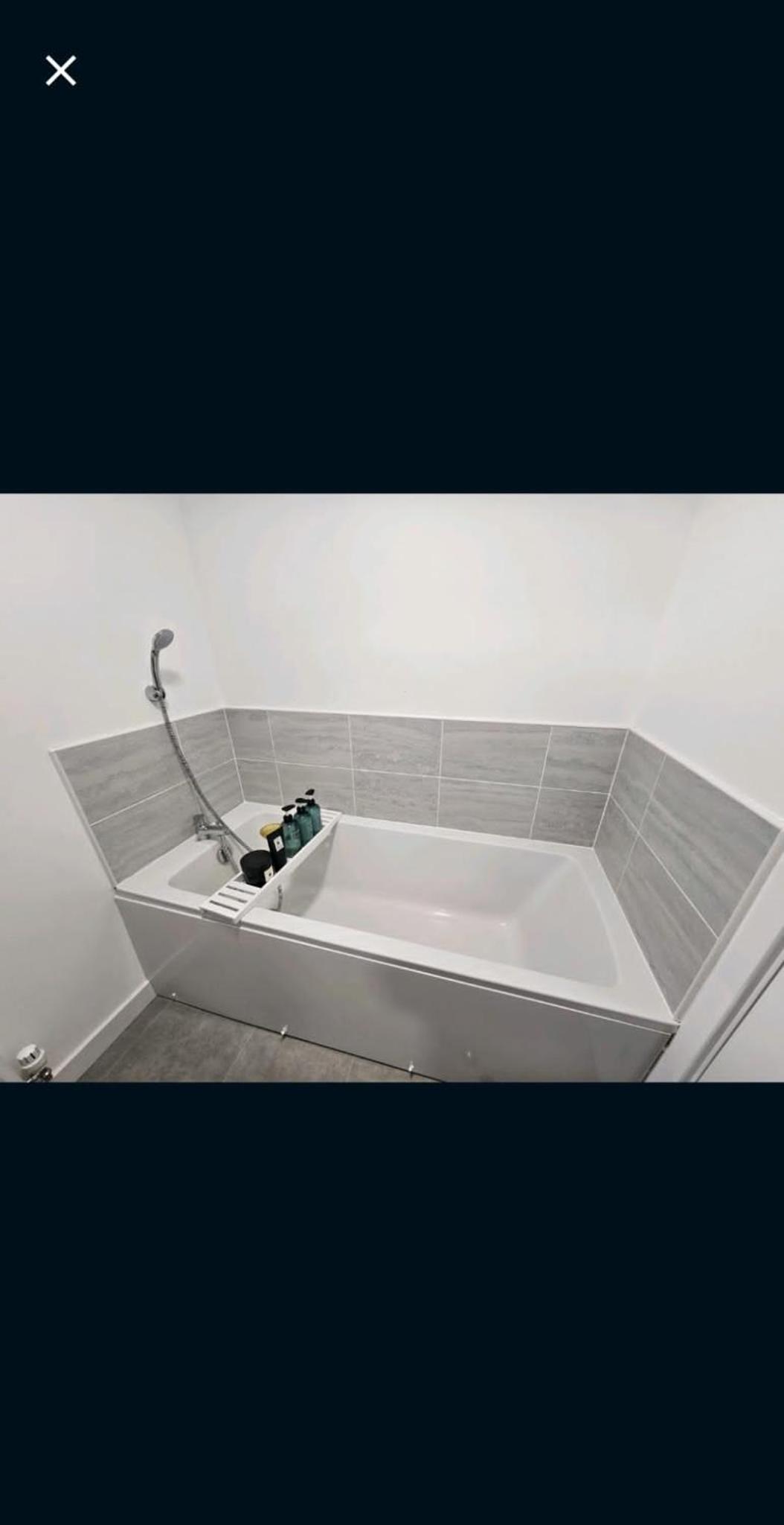 Darnley southside room in a private home 61 Leggastston Road view 2