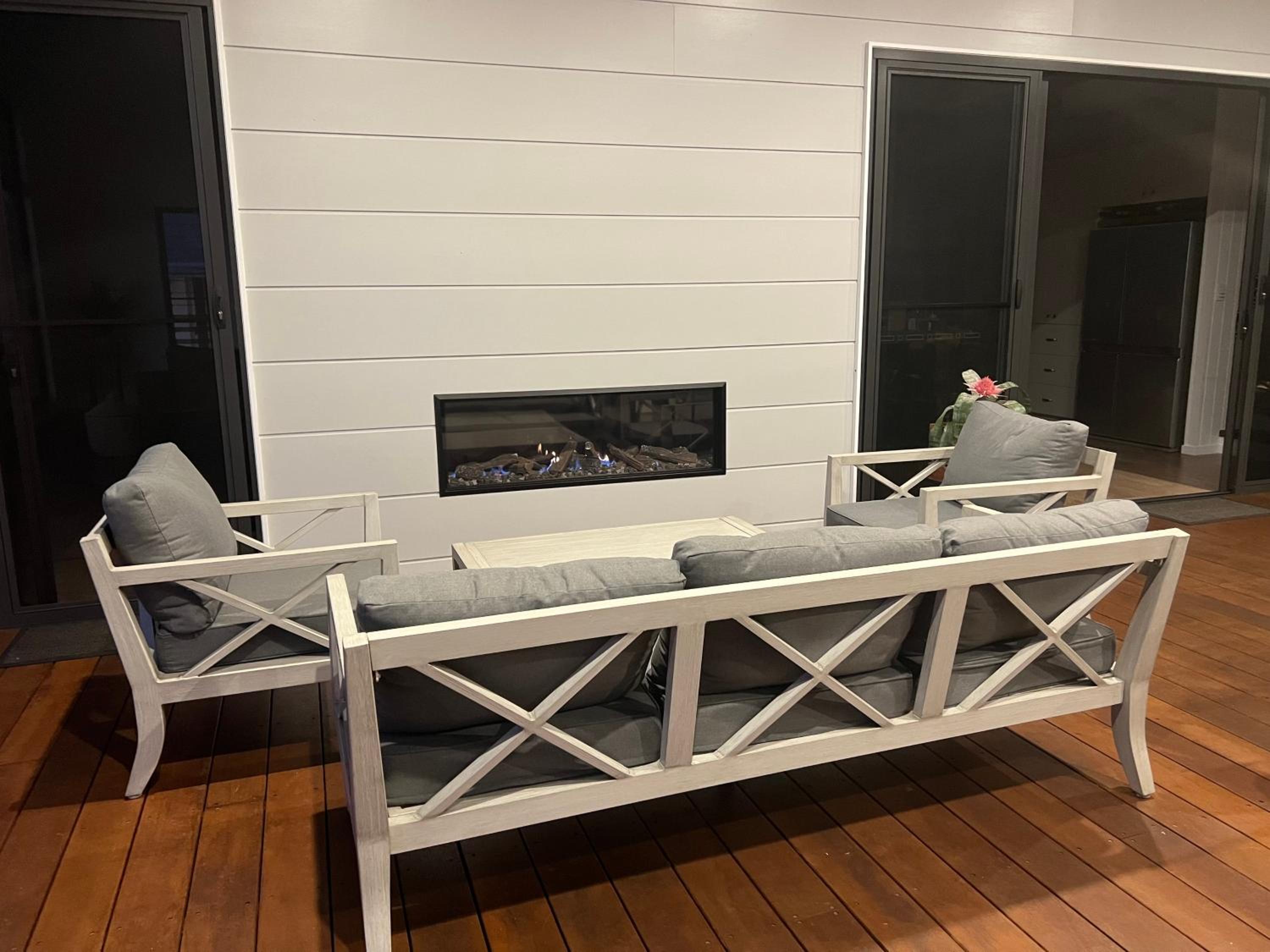 MainRidge on Lake Tinaroo