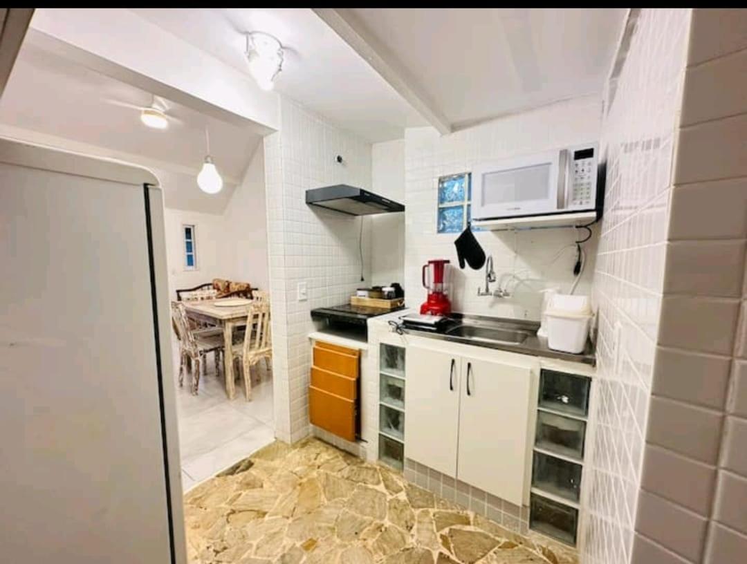 Apartamentos Charmosos na Avenida Principal de Buzios