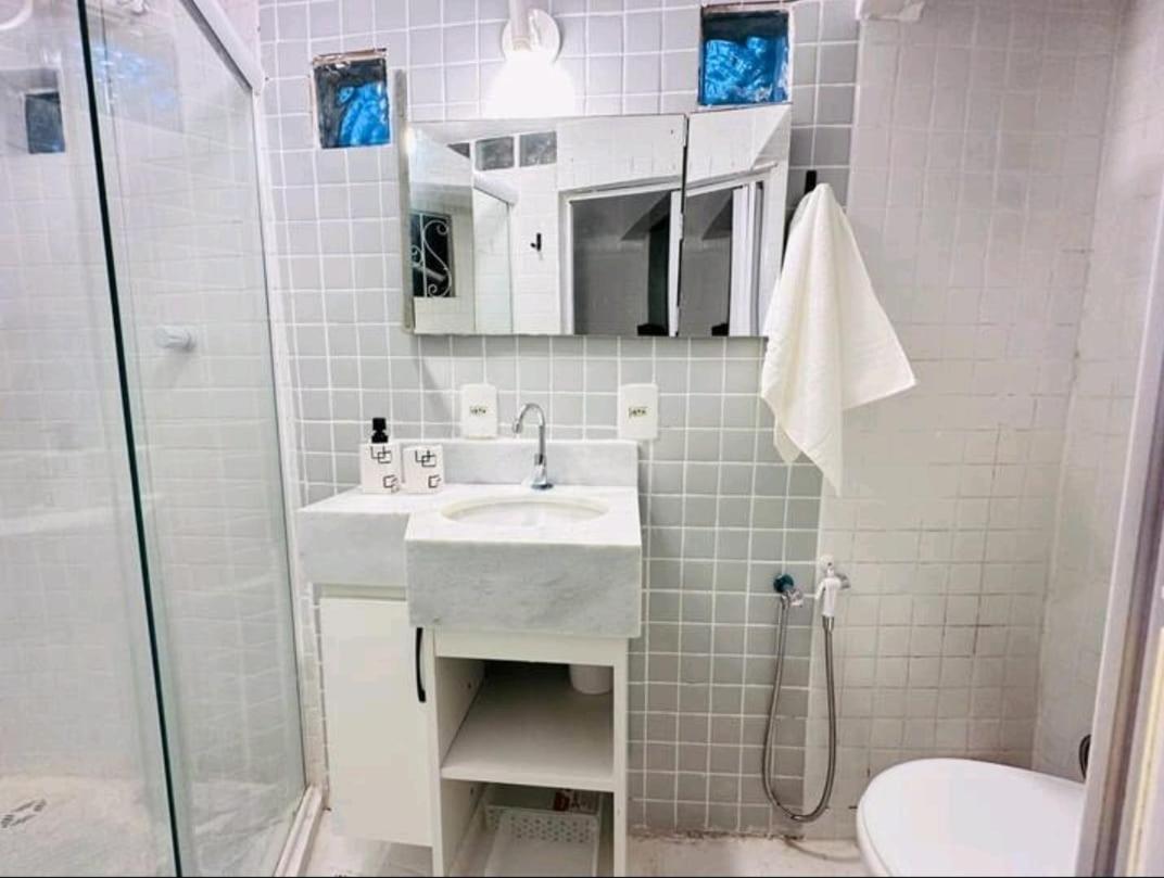 Apartamentos Charmosos na Avenida Principal de Buzios