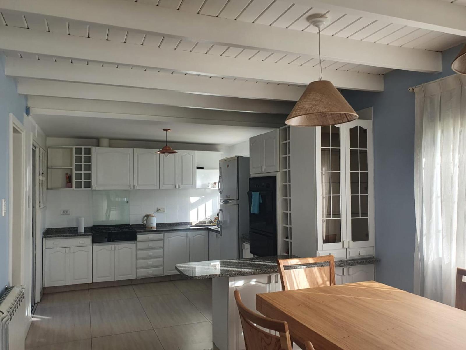 Casa Blas, a 100 metros del mar, garaje doble