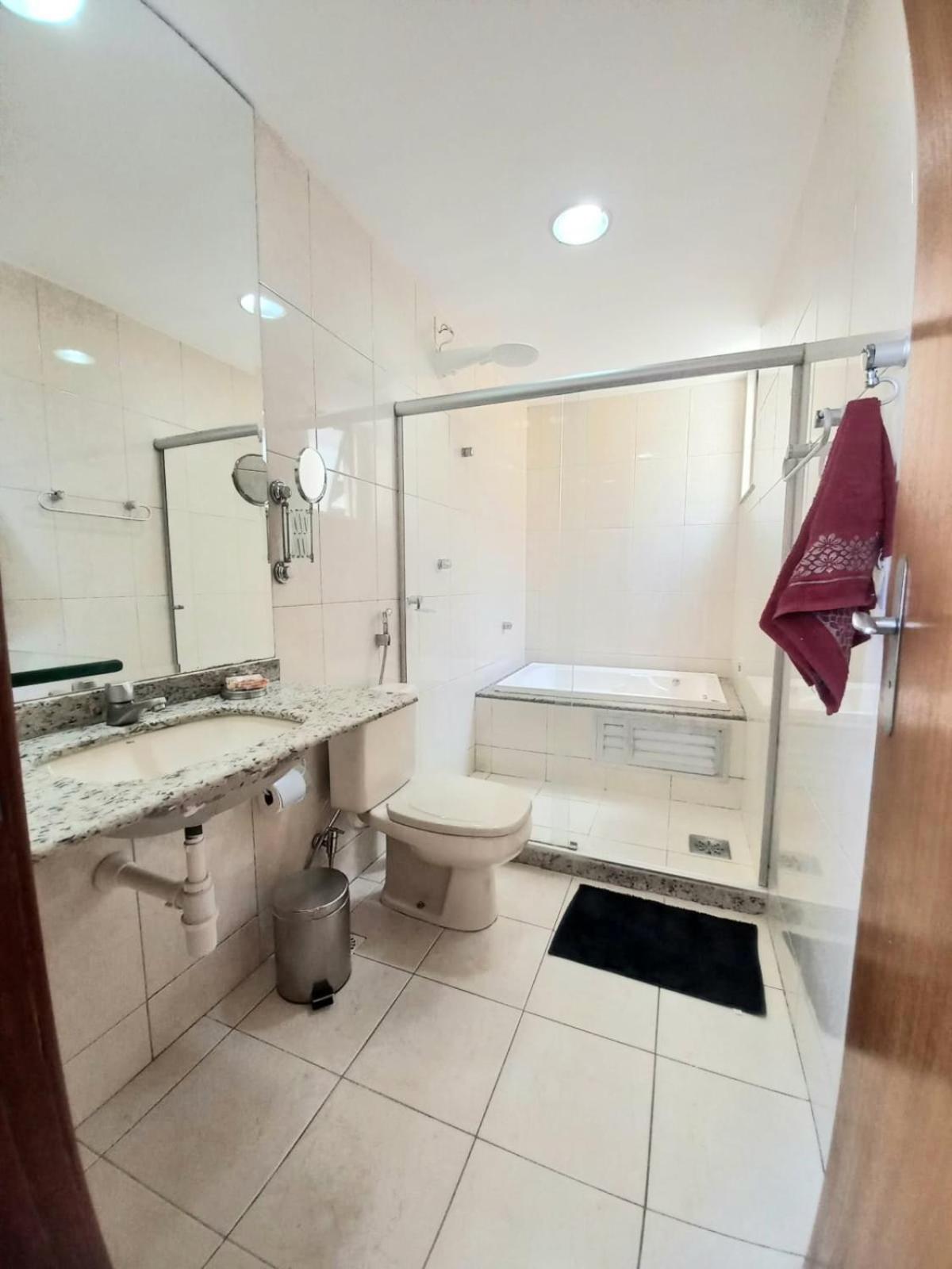 Cobertura duplex 50 m Praia do Forte com piscina na cobertura