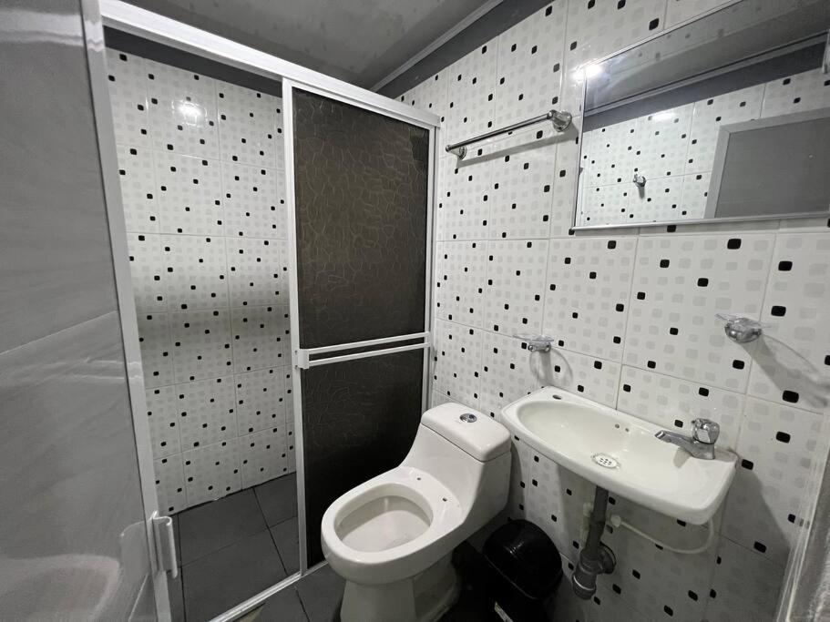 Acogedor Apartamento céntrico (cerca de todo) Restrepo-Meta.
