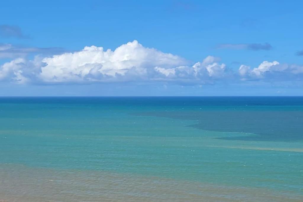 Flat Pé-na-areia! Um refúgio a Beira-mar! Vista deslumbrante!