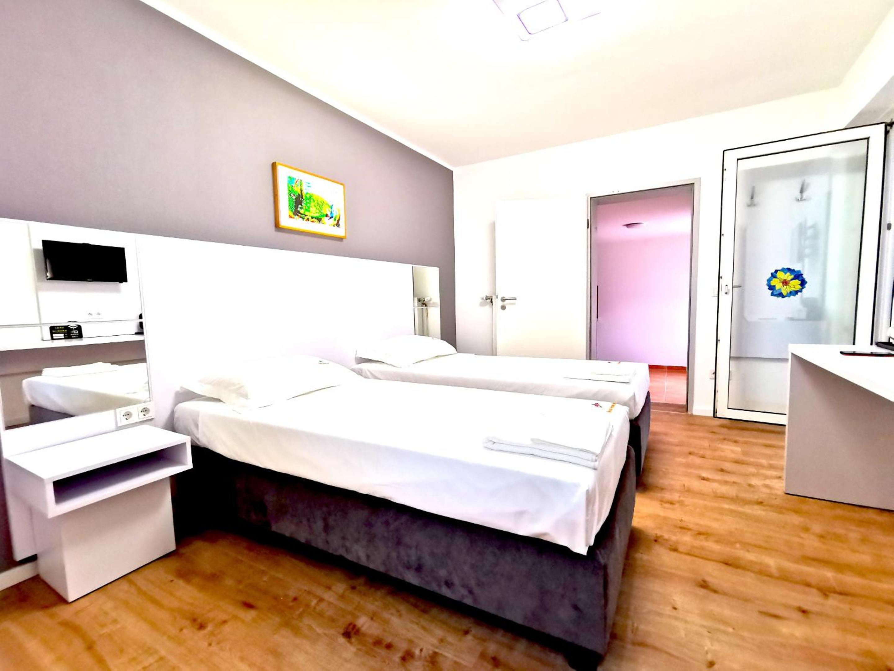 Home Inn Hotel