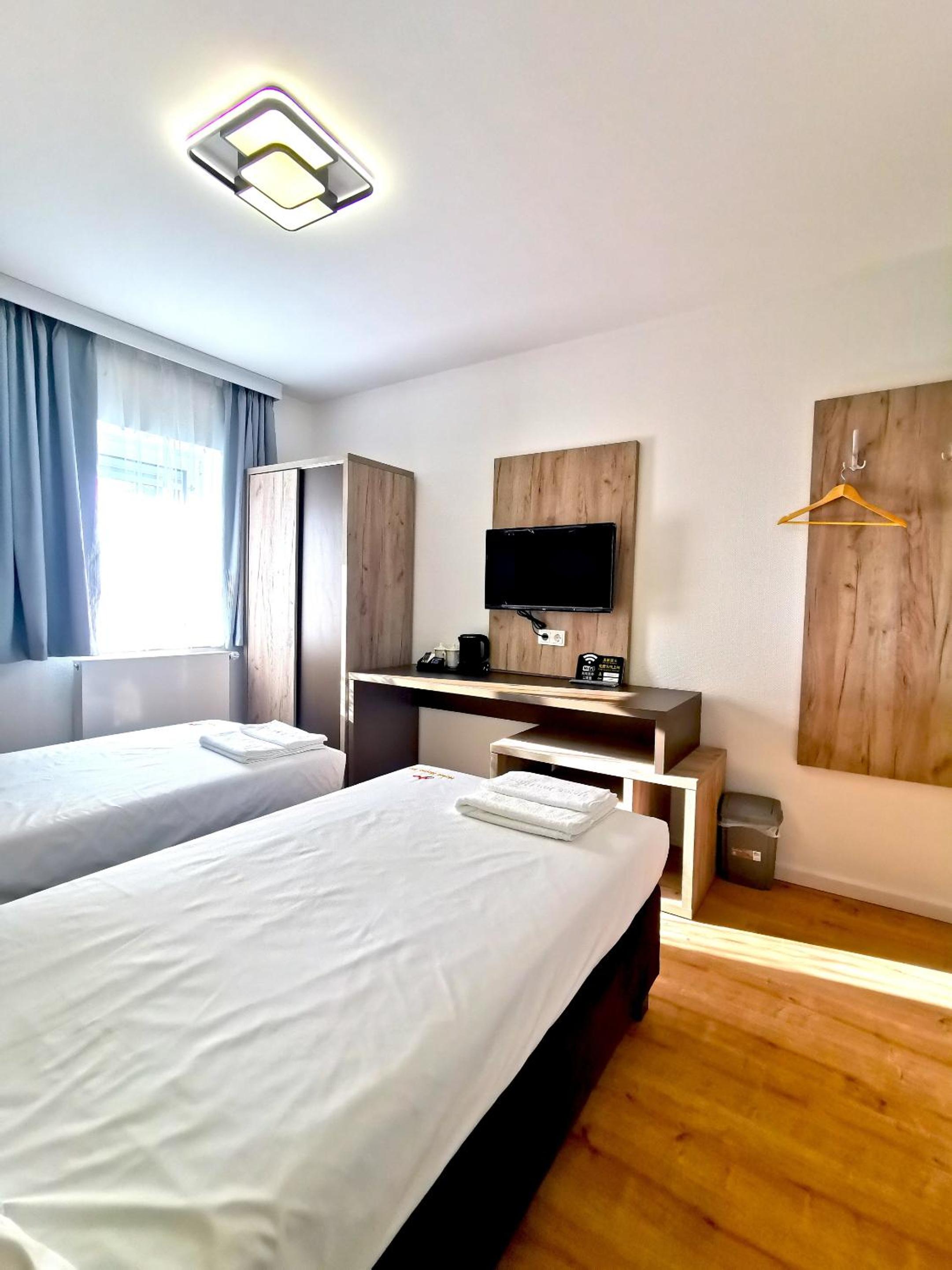 Home Inn Hotel