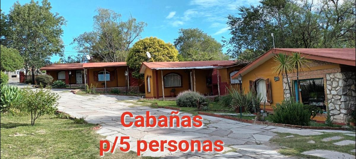 COMPLEJO CABAÑAS DEL ALTO