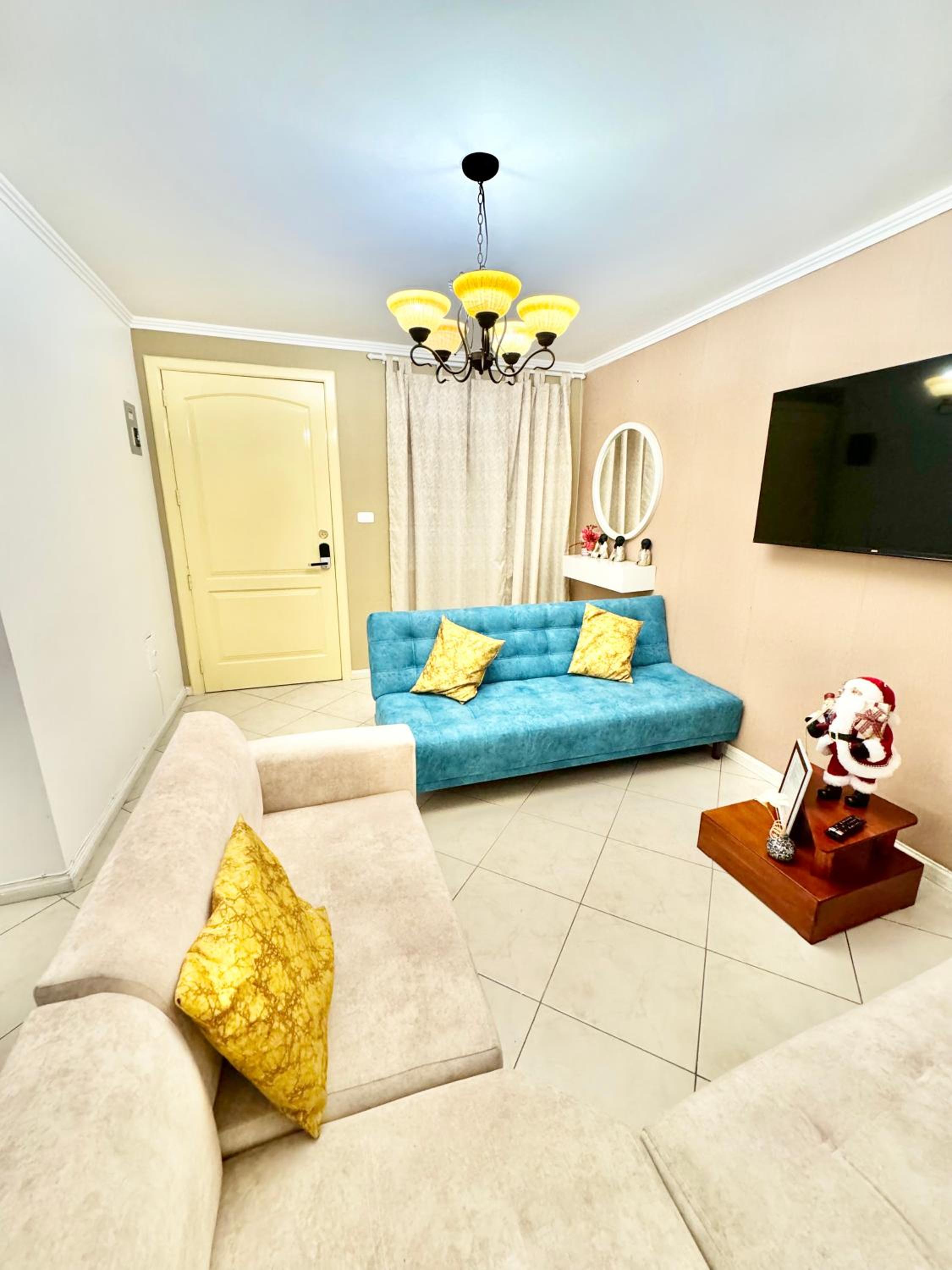 Apartamento en la mejor ubicación, centro de Loja view 3