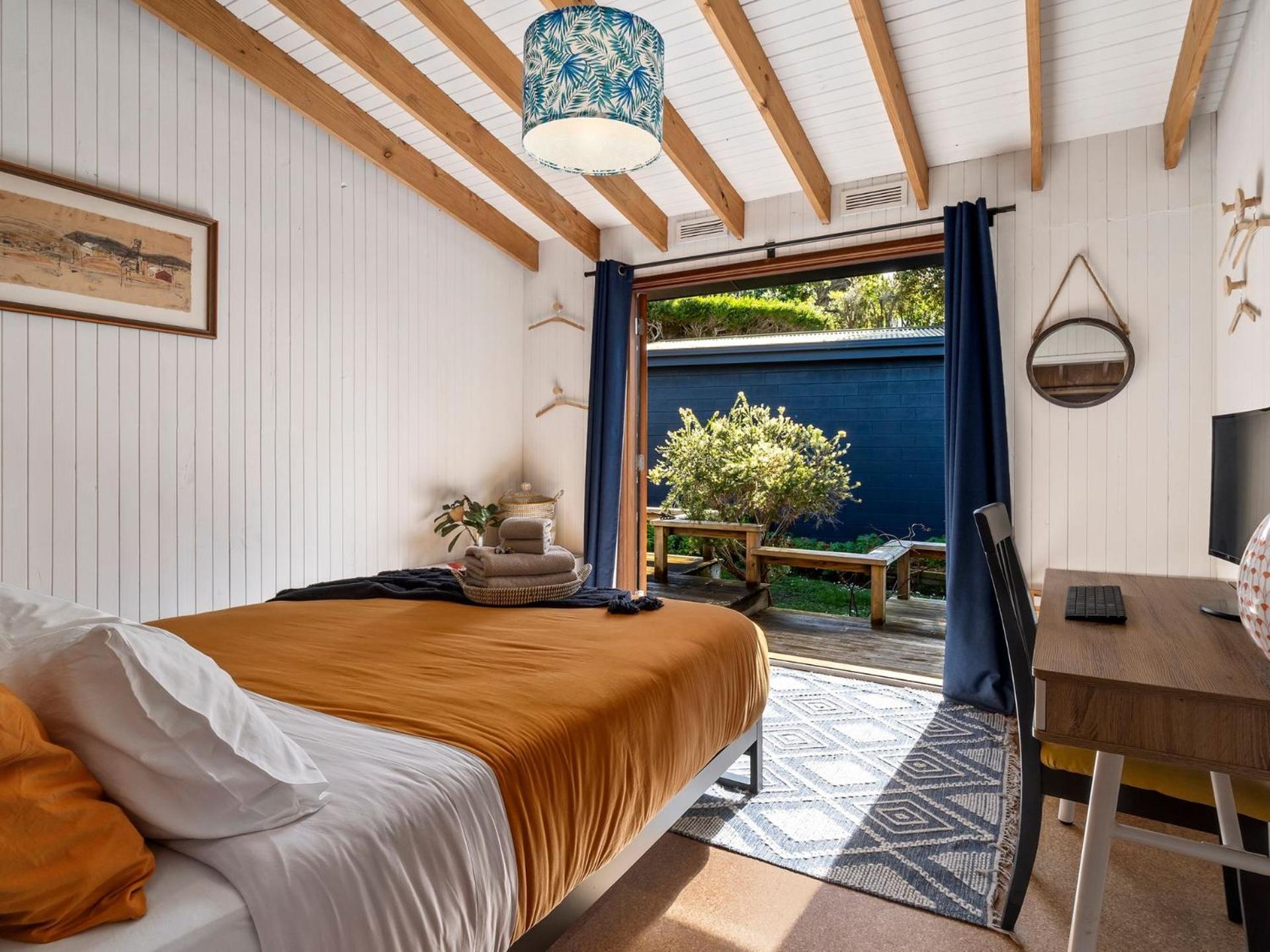 Sand & Sauna Retreat