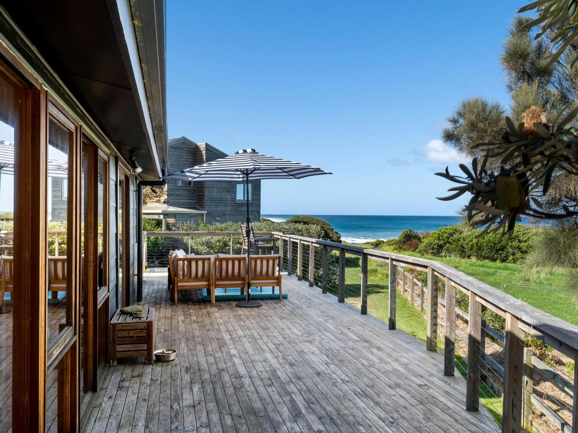 Sand & Sauna Retreat