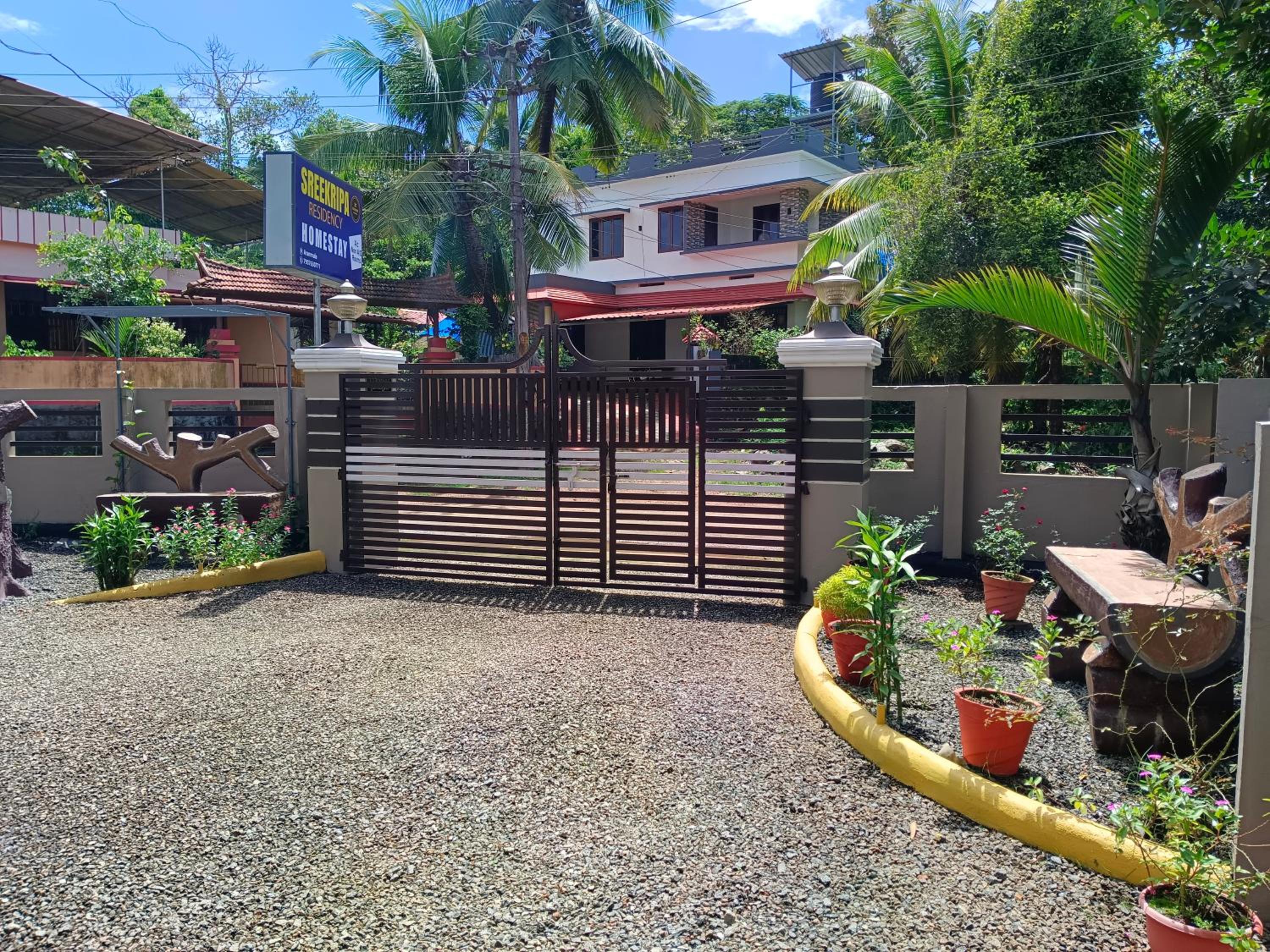 SREEKRIPA RESIDENCY HOMESTAY
