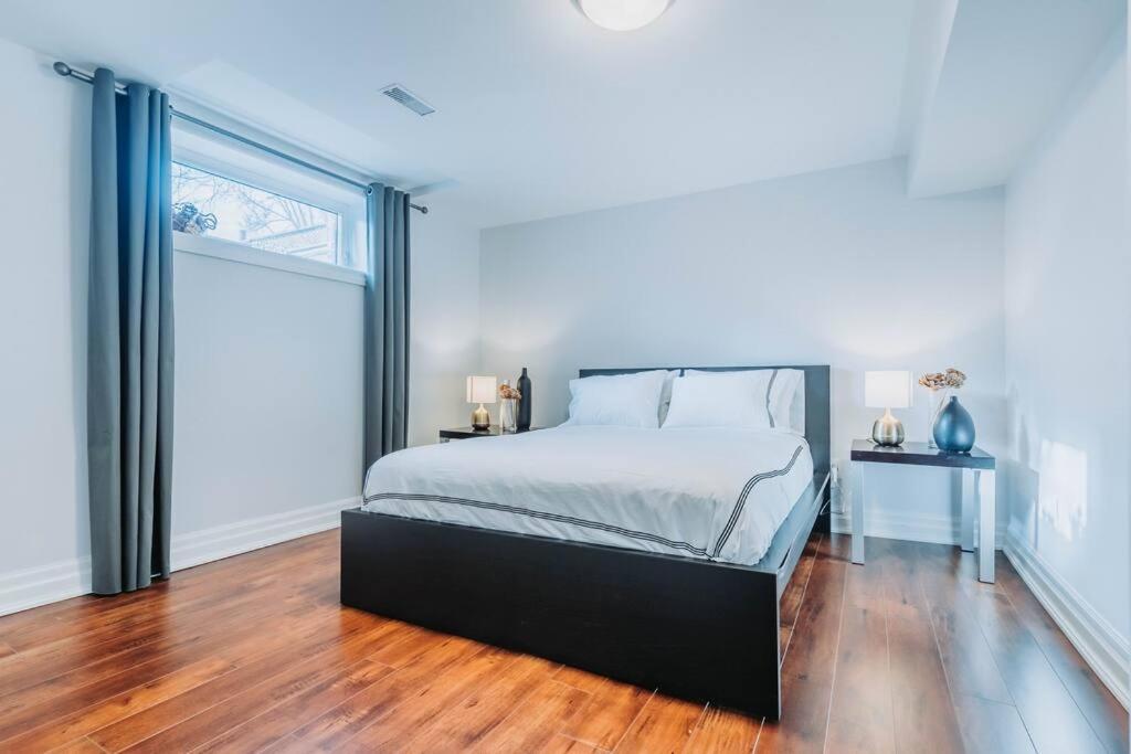 Luxurious and Spacious 4BR Home Near Downtown