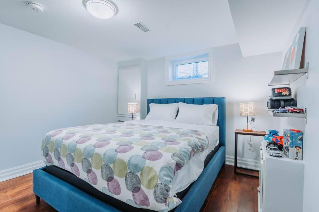 Luxurious and Spacious 4BR Home Near Downtown