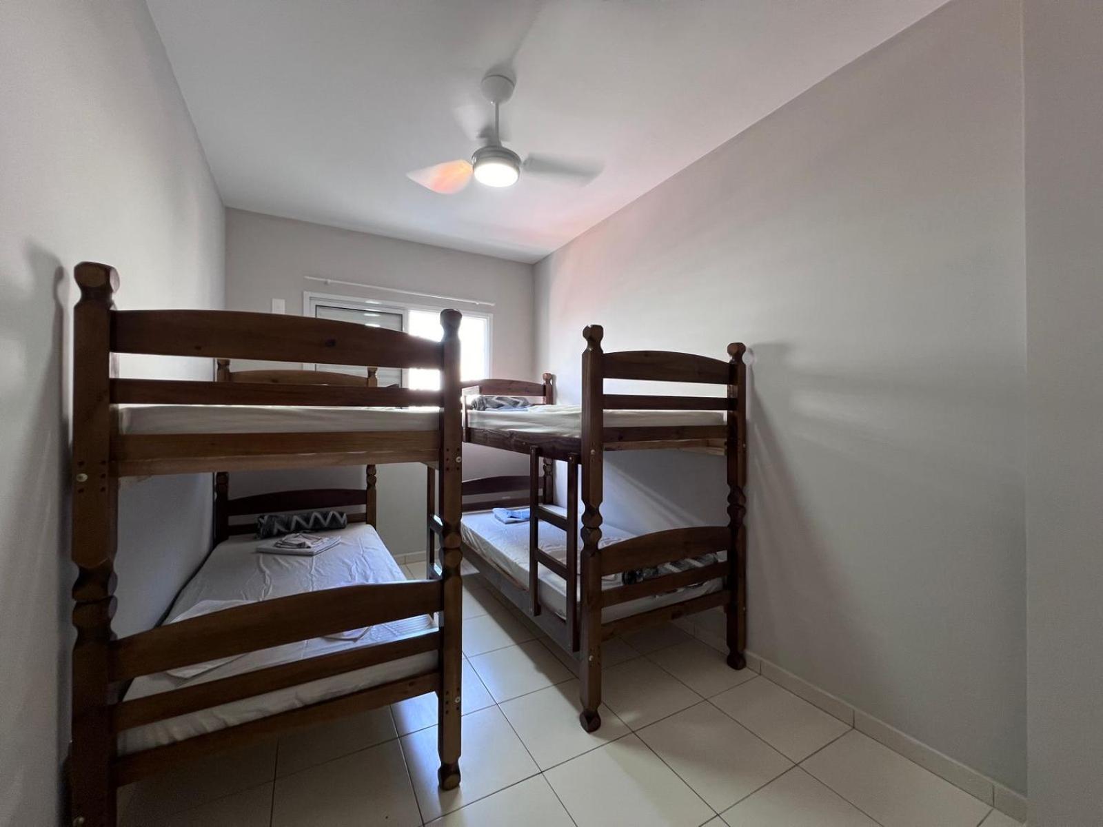 Guilhermina! 2dorm, lado praia, Ambiente Familiar!