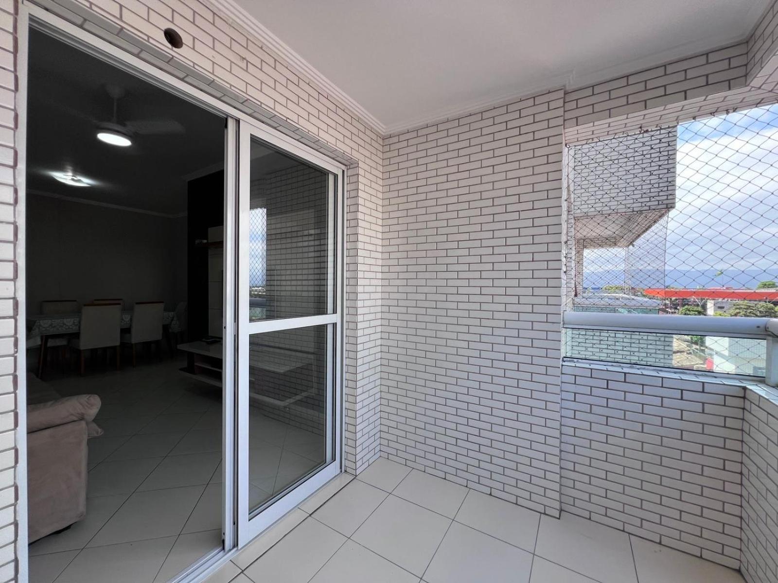 Guilhermina! 2dorm, lado praia, Ambiente Familiar!