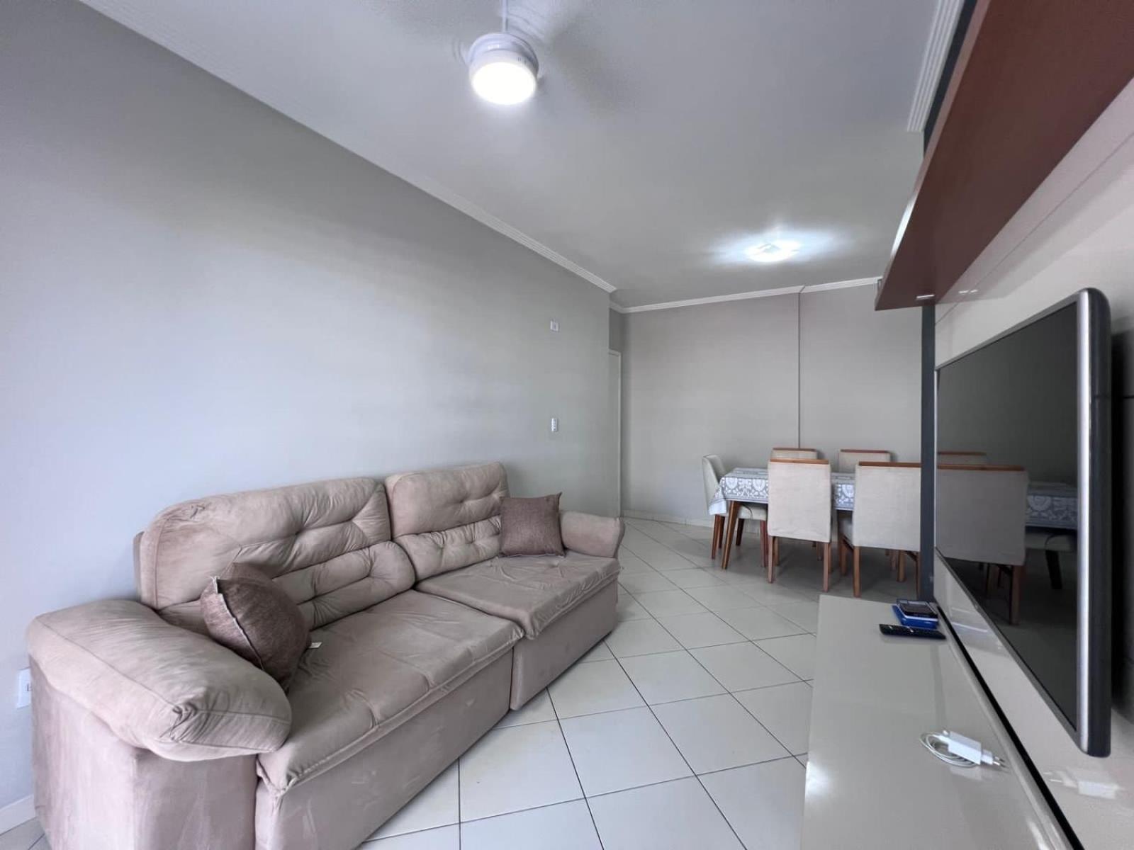Guilhermina! 2dorm, lado praia, Ambiente Familiar!