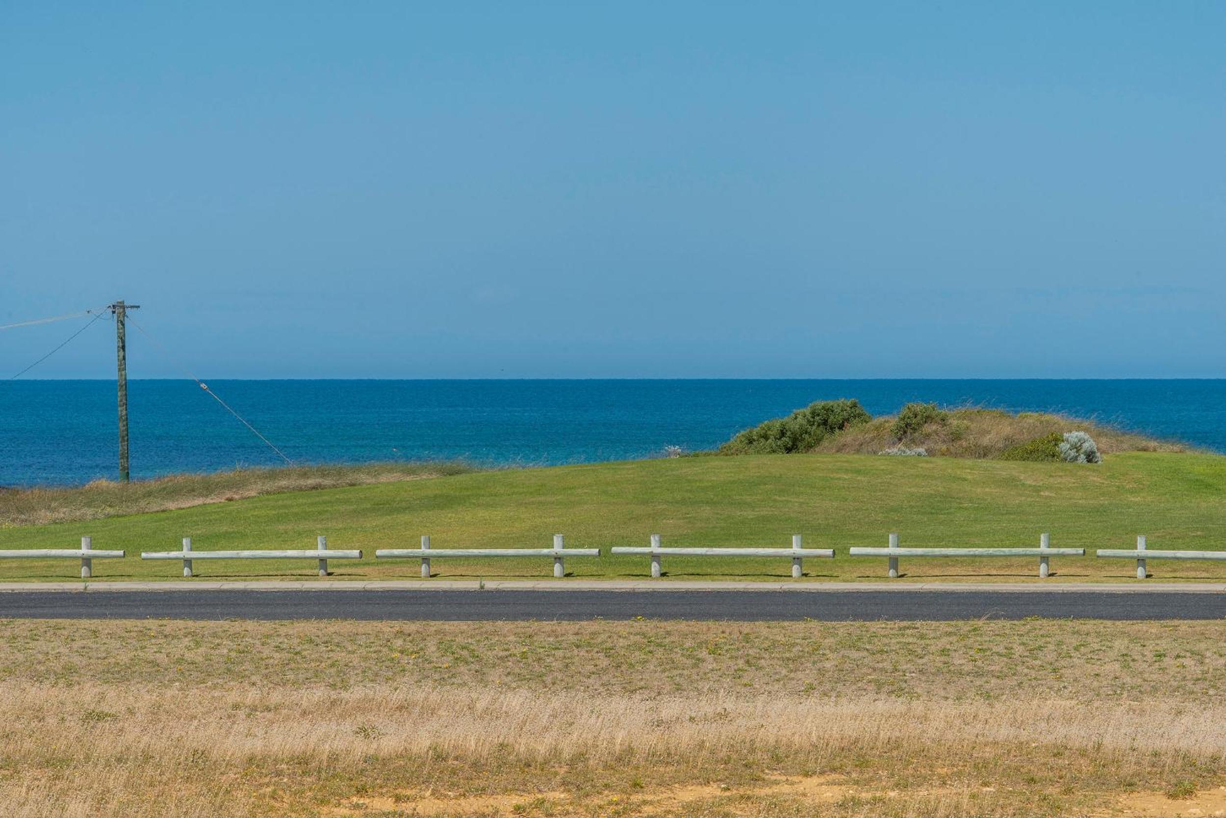 LEDGE VIEWS - Ocean Views