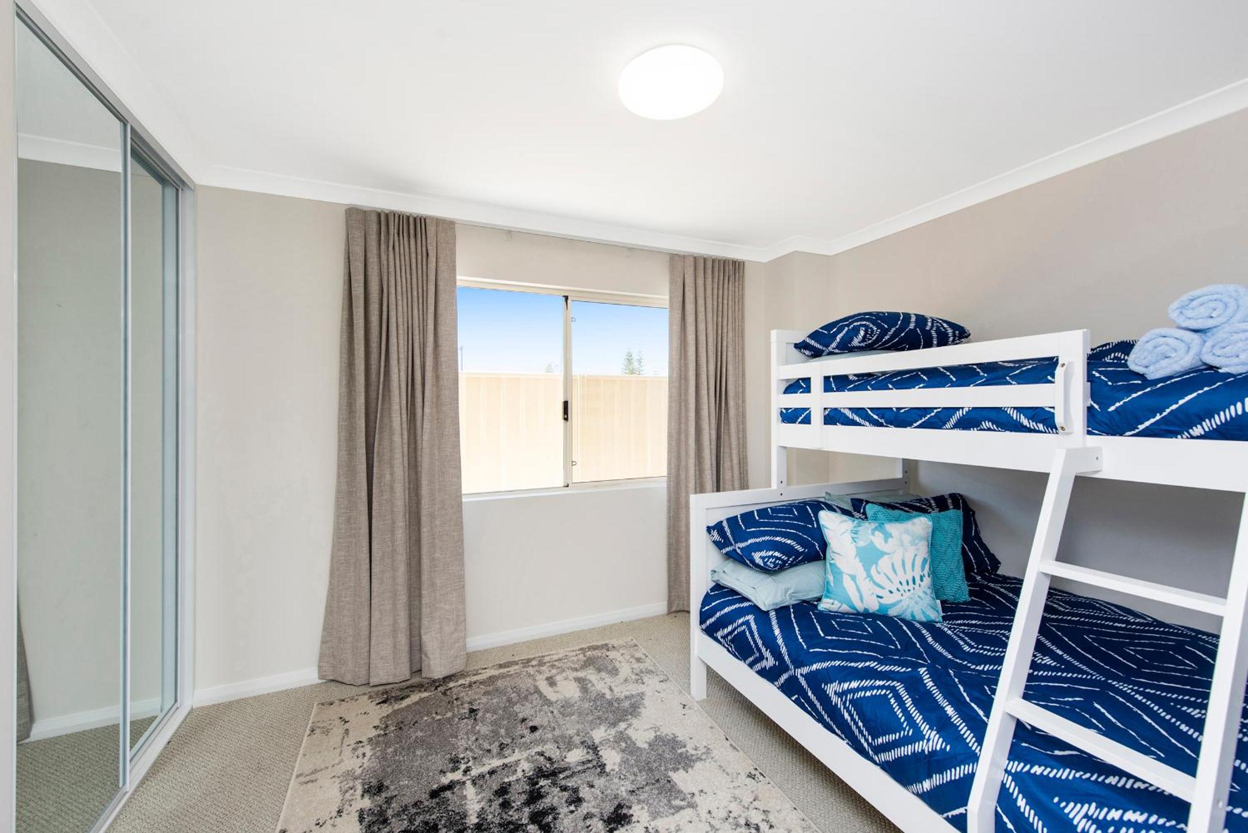 LEDGE VIEWS - Ocean Views