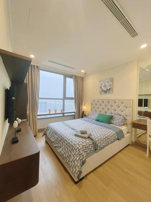 LuxurySunlit/2bed/P10Times