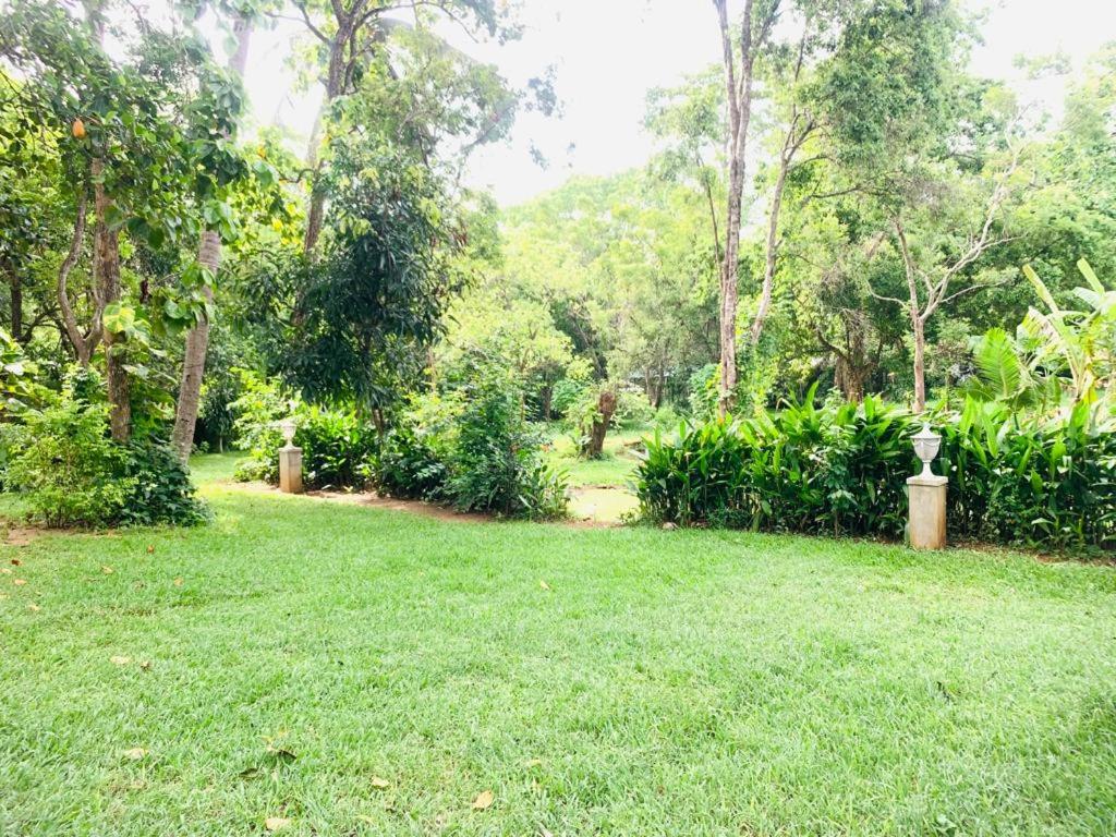Habarana INN