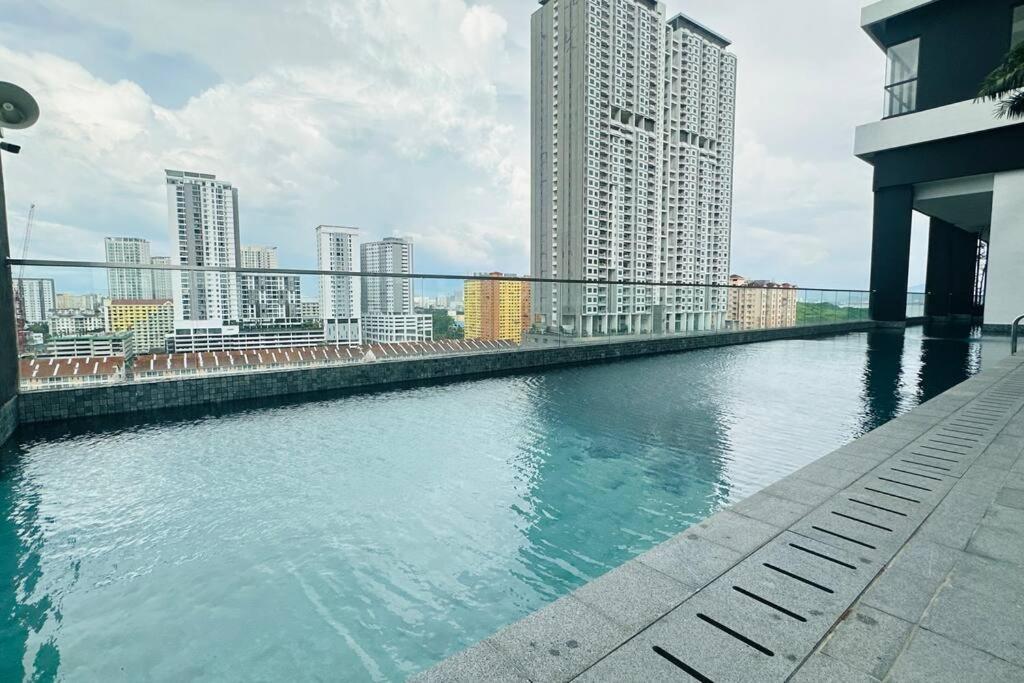 Deluxe Seaview Georgetown Penang @ ComfyLux Homestay view 5