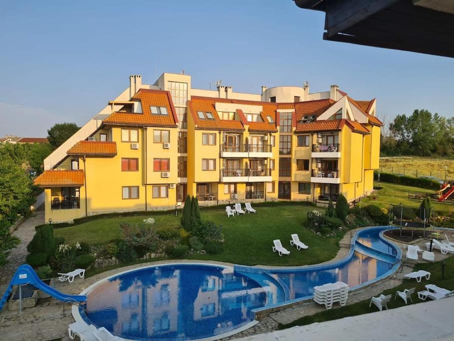 Apartment Oasis A4 Kamchia