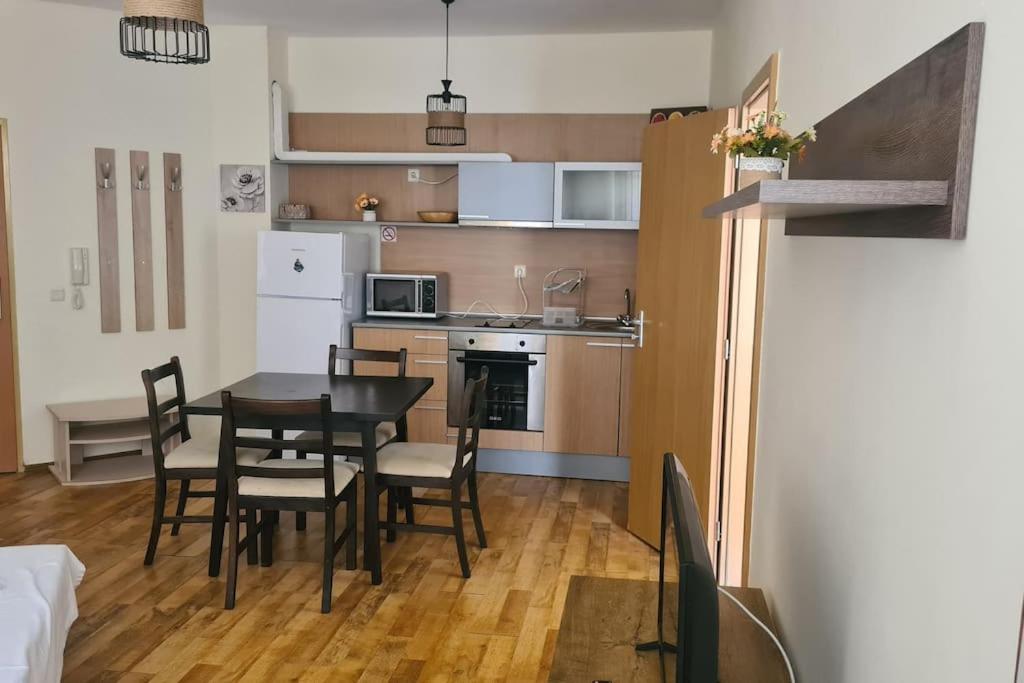 Apartment Oasis A4 Kamchia