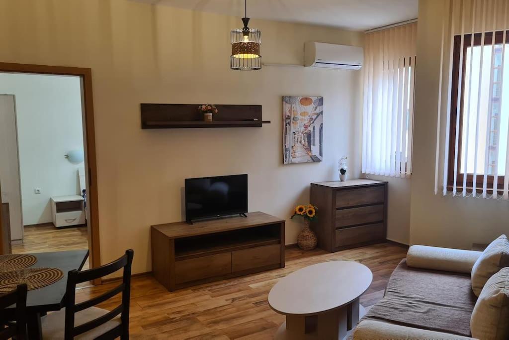 Apartment Oasis A4 Kamchia