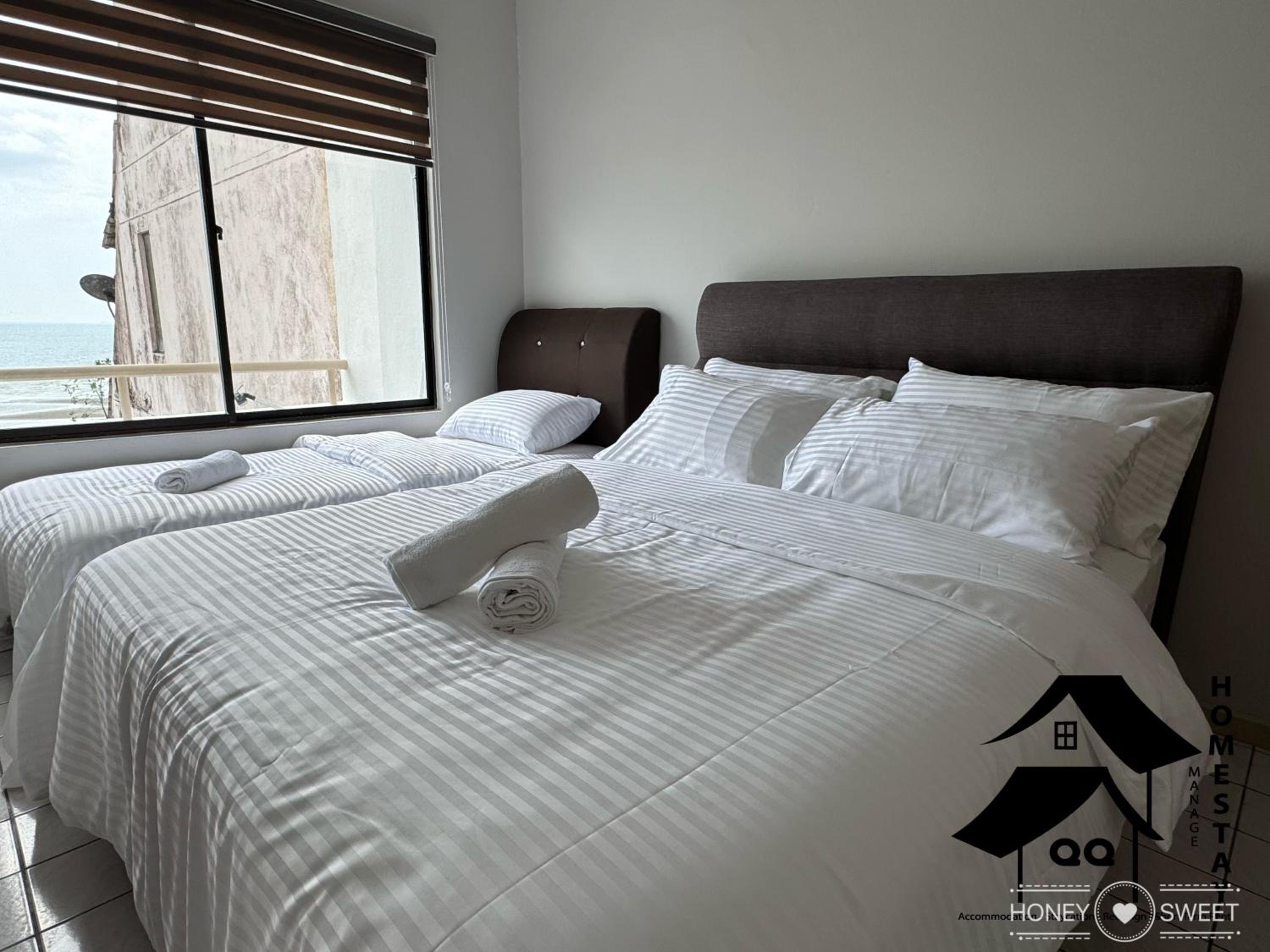 New Seaview with Seaside Apartment-2R1B photo 4