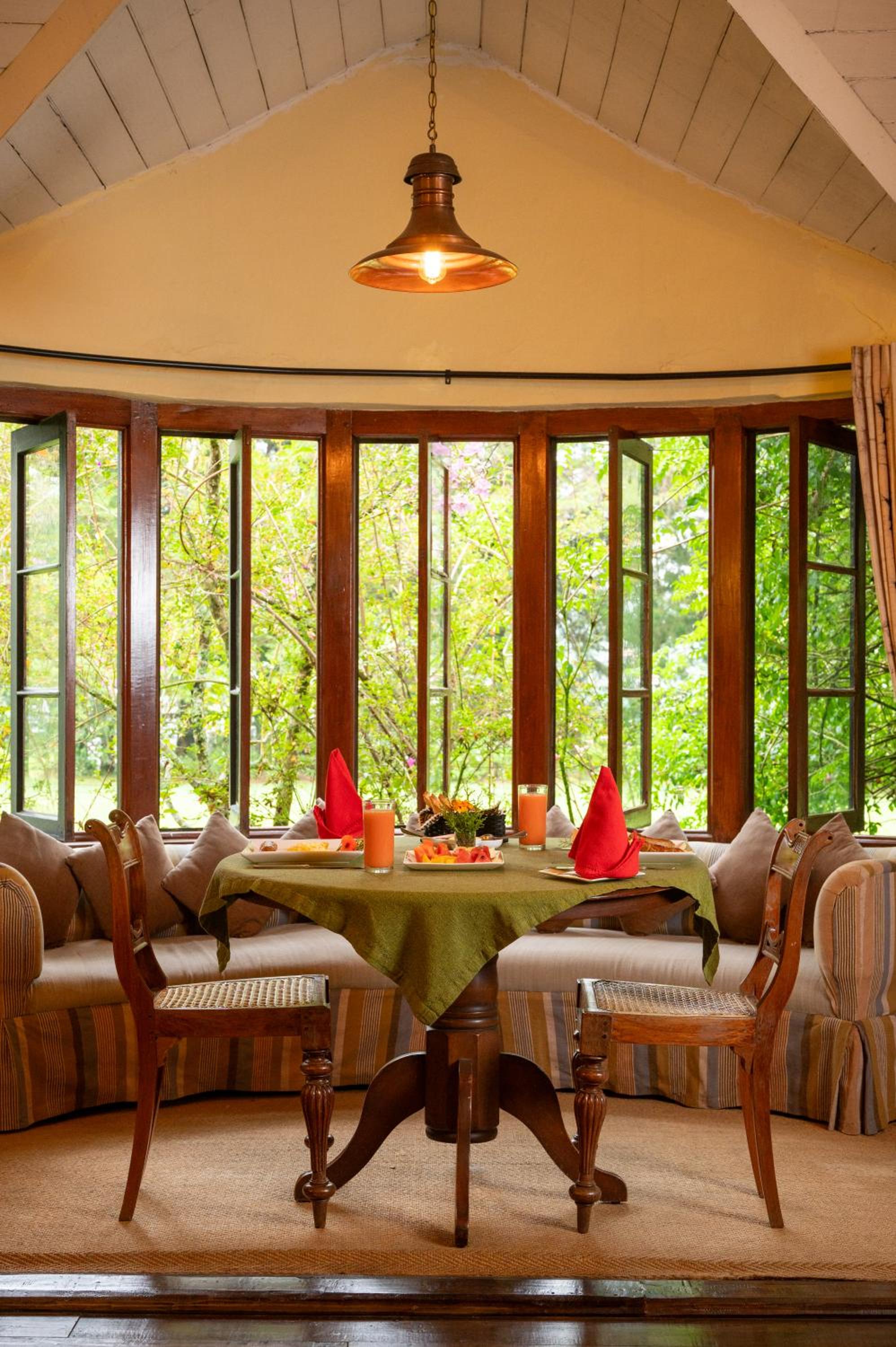 Ferncliff Bungalow view 4