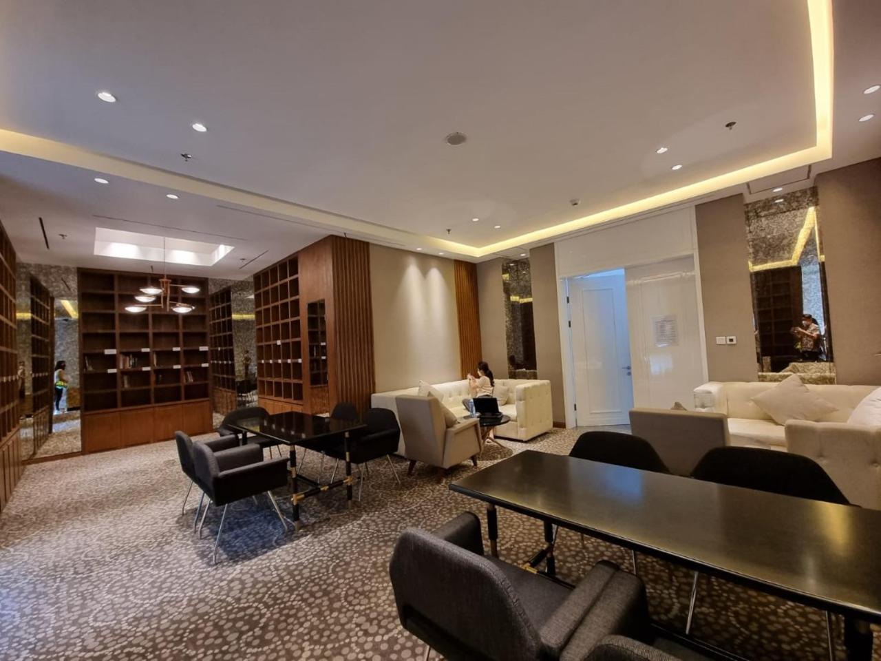 Gin Residence