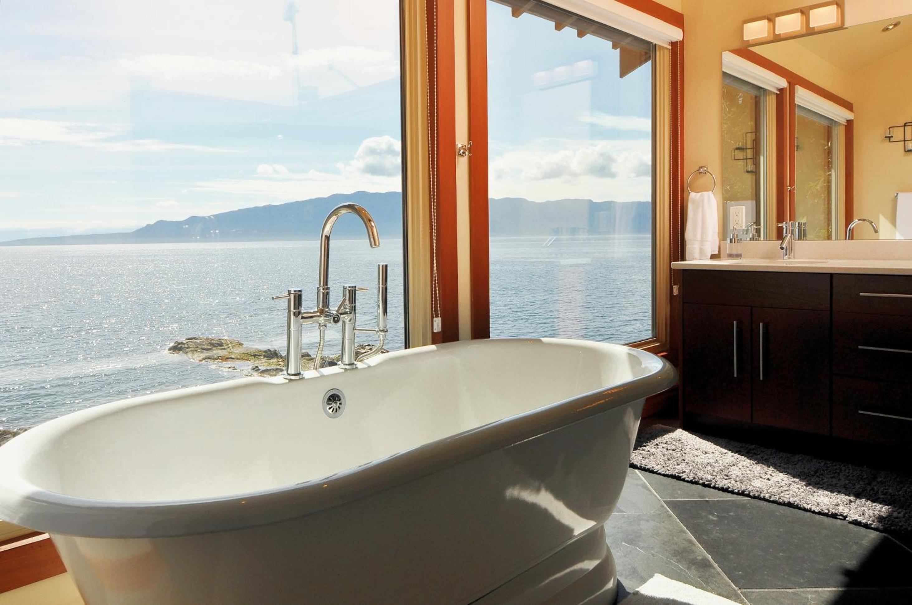 Exclusive Private Island - Pacific Ocean Paradise