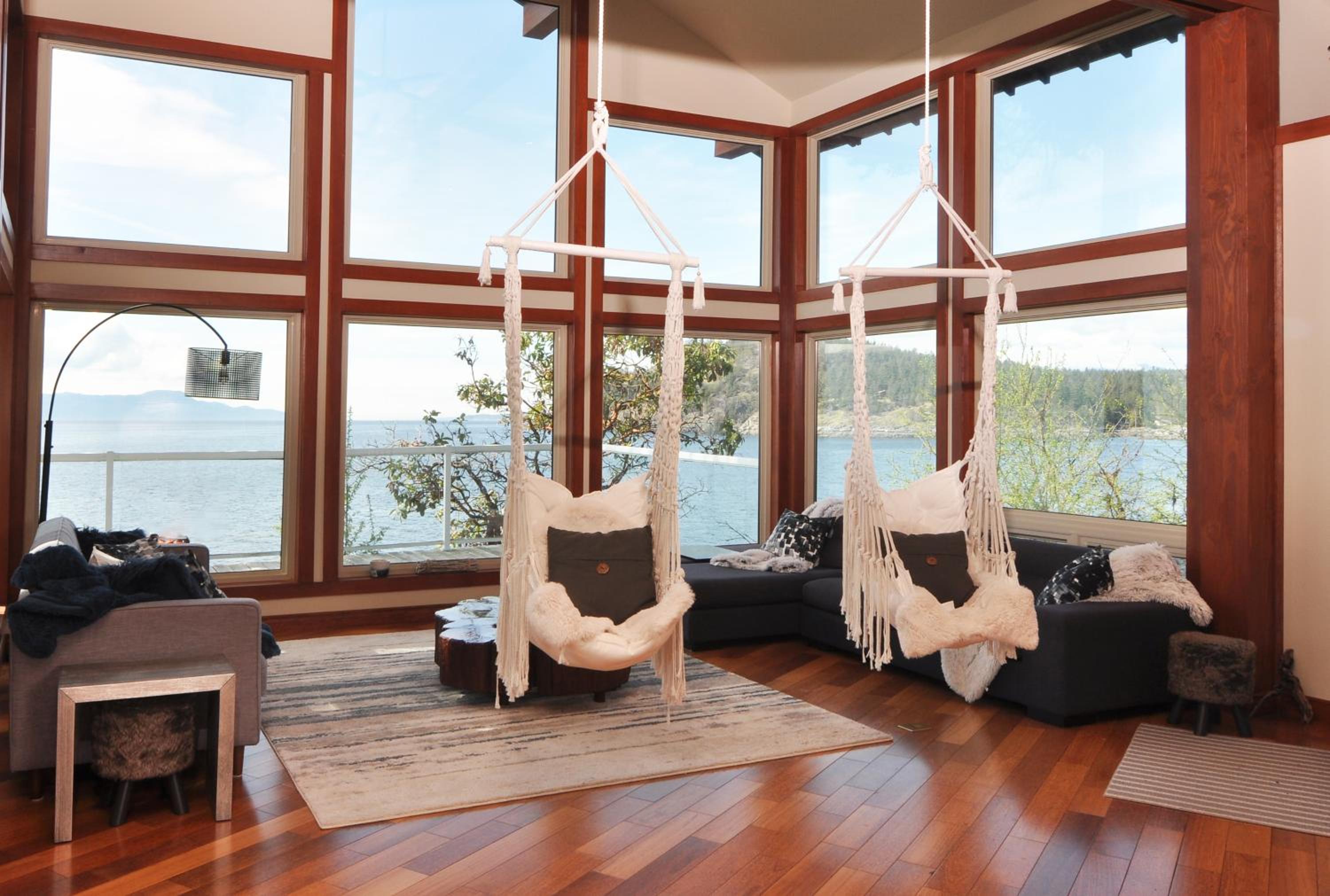 Exclusive Private Island - Pacific Ocean Paradise