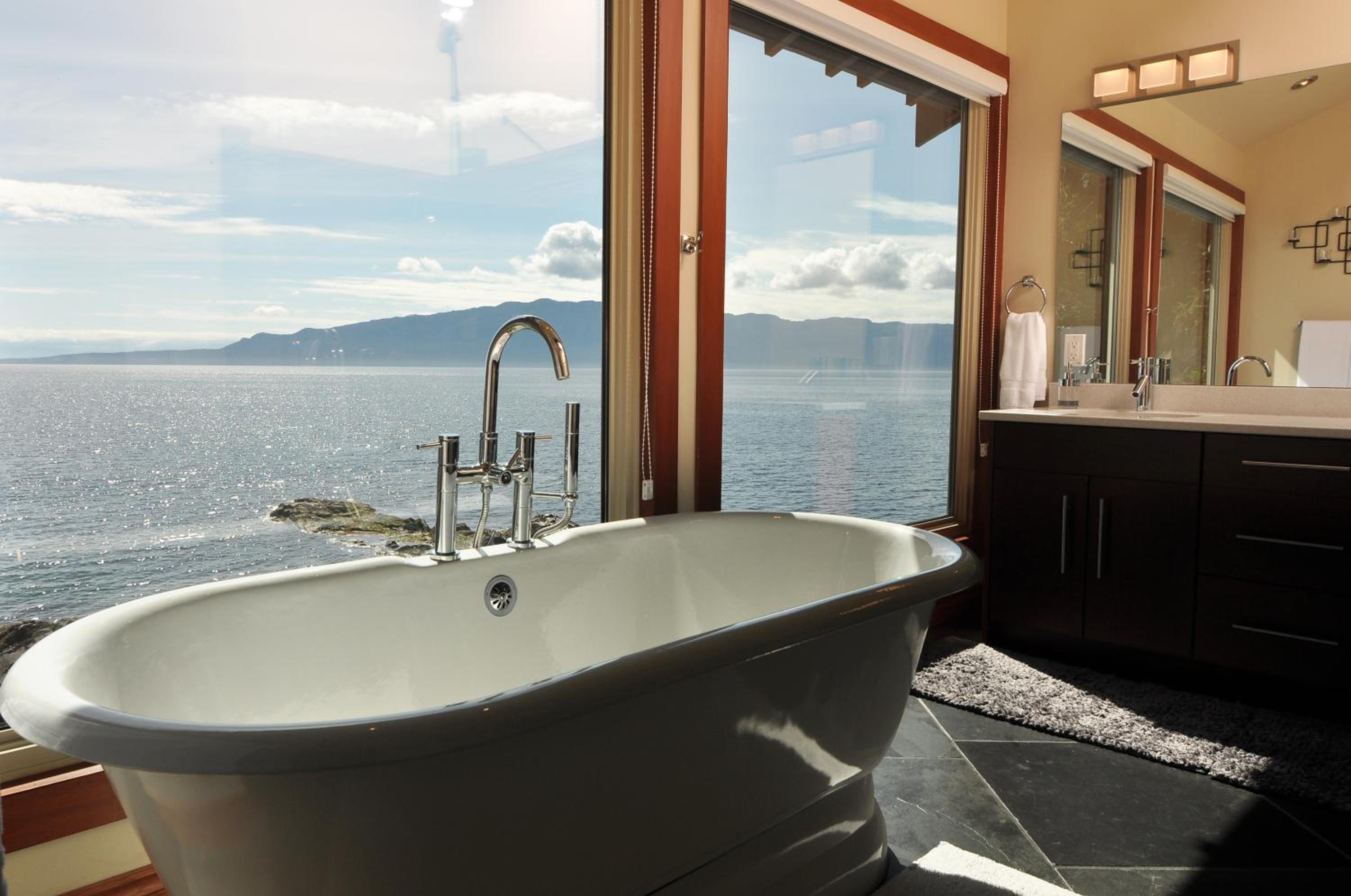 Exclusive Private Island - Pacific Ocean Paradise