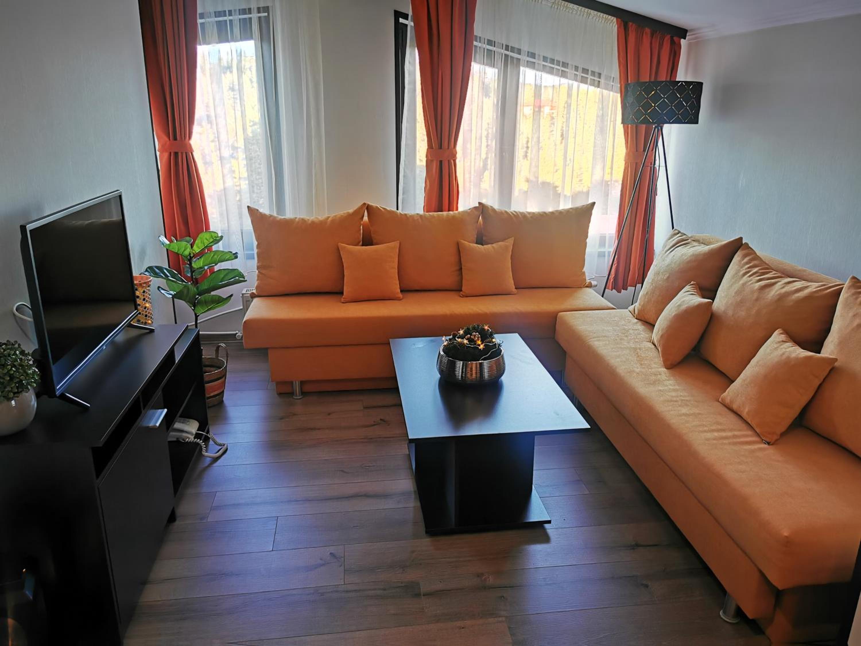Private Apartments in Hotel Snezhanka