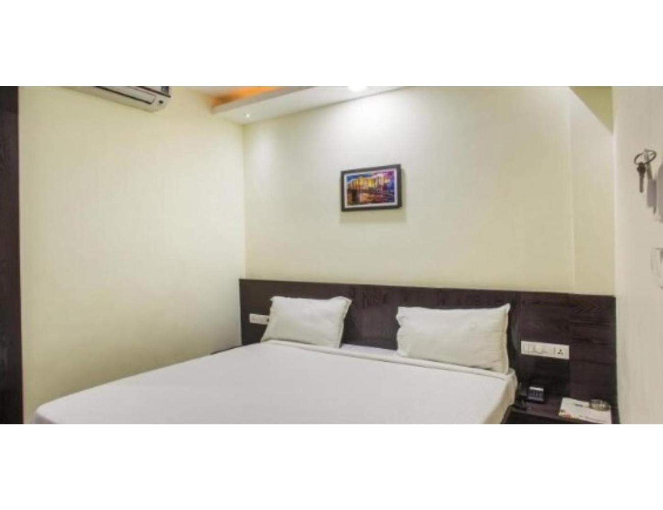 Hotel Wardhman, Jabalpur