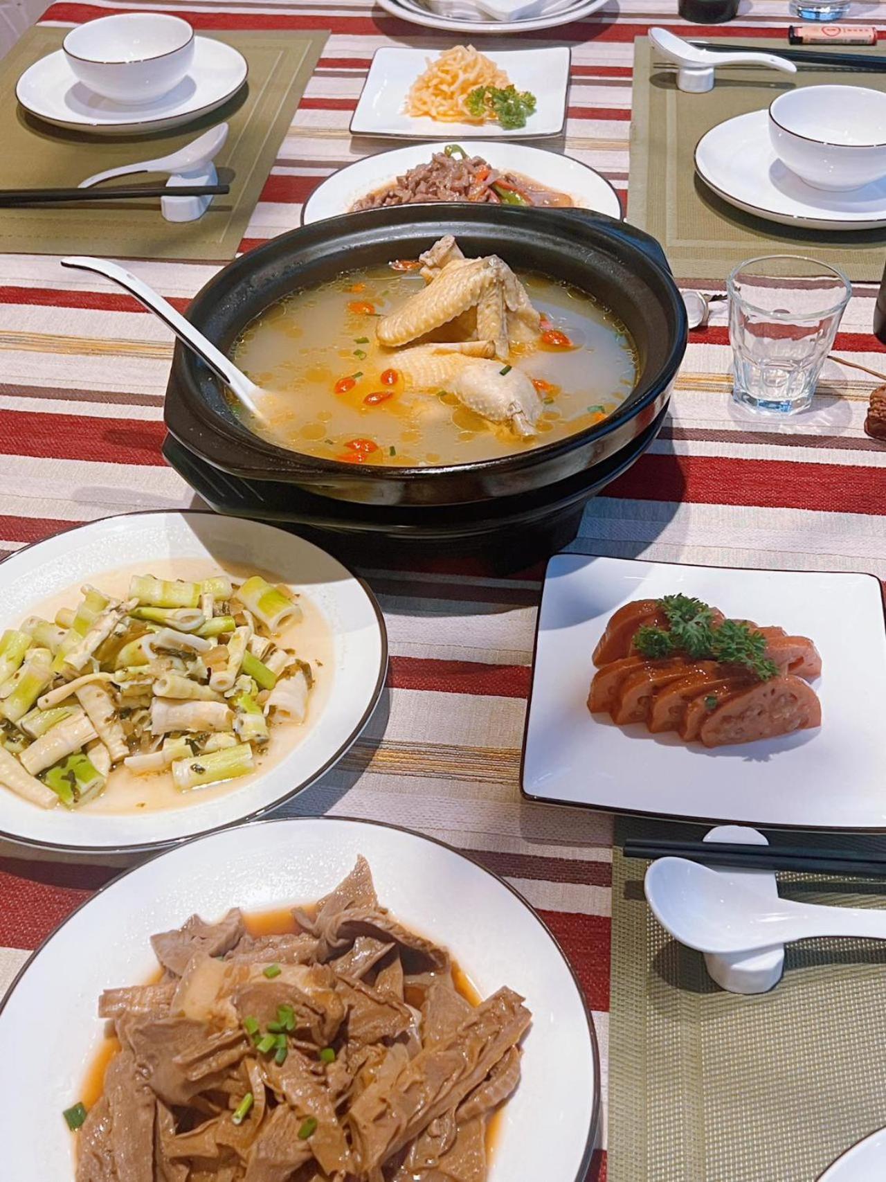 Mogan Tingshan Hotel