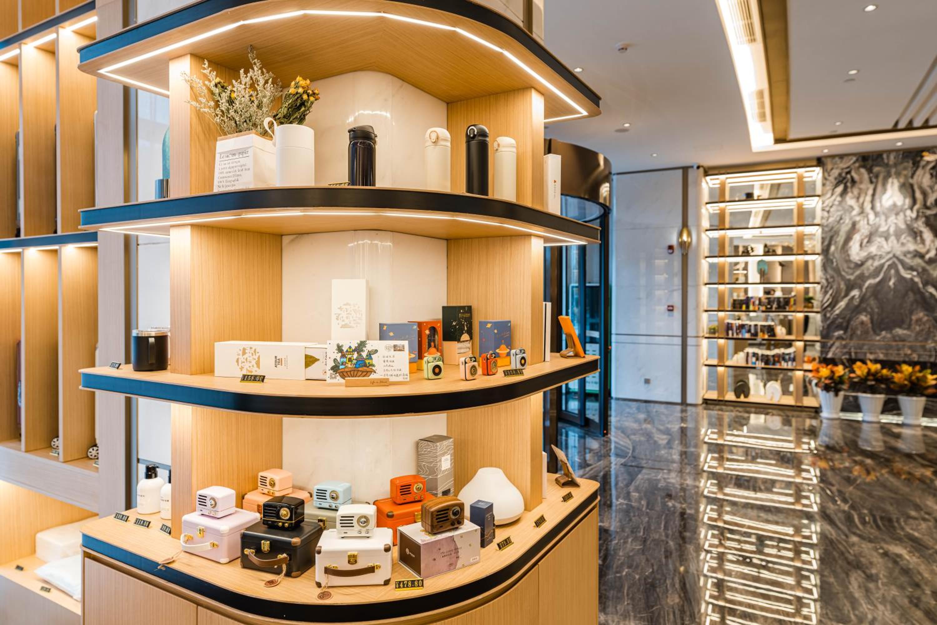 Atour Hotel Tonglu Fuchunjiang