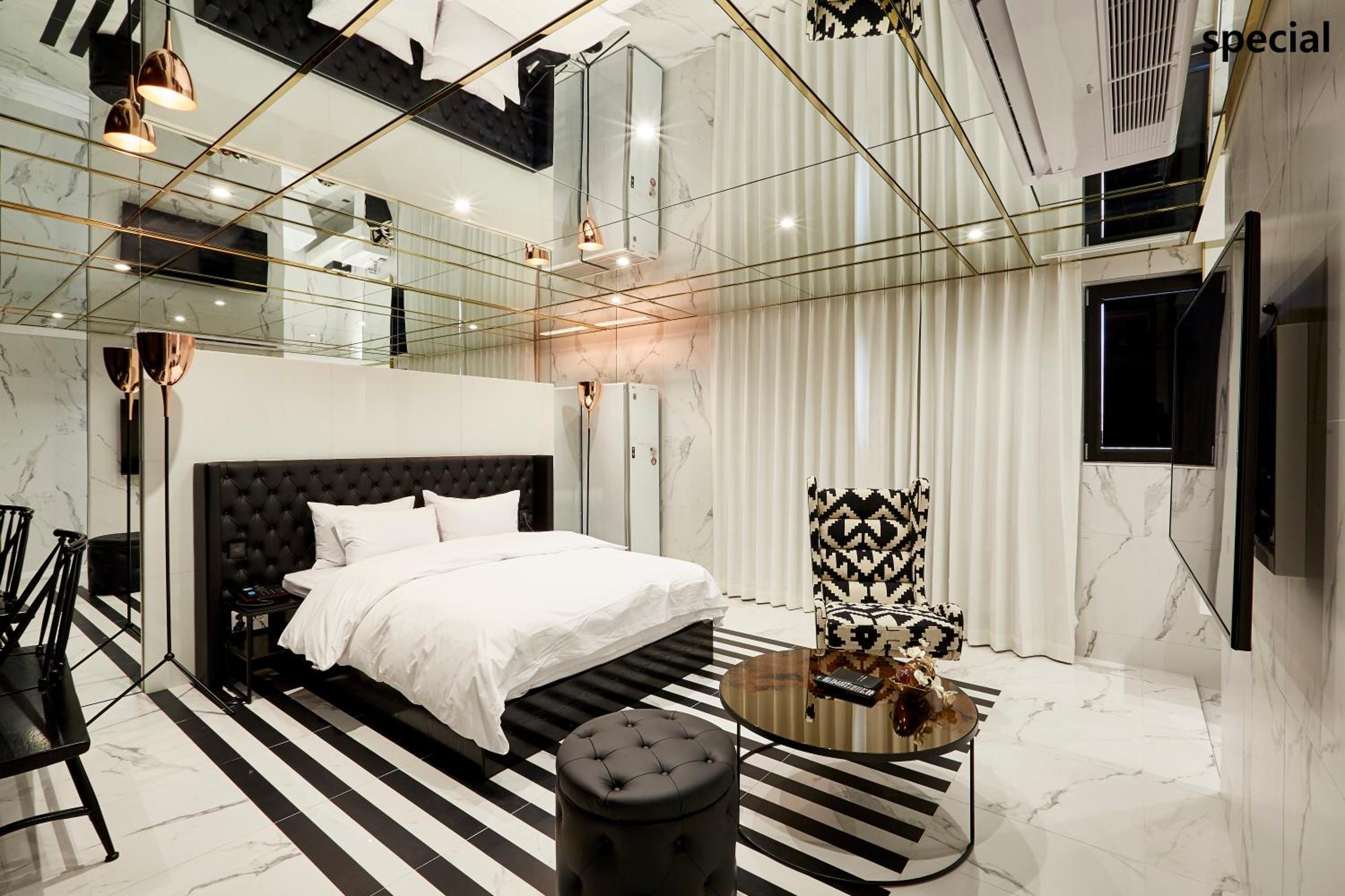 Hotel The Artist Yeoksam