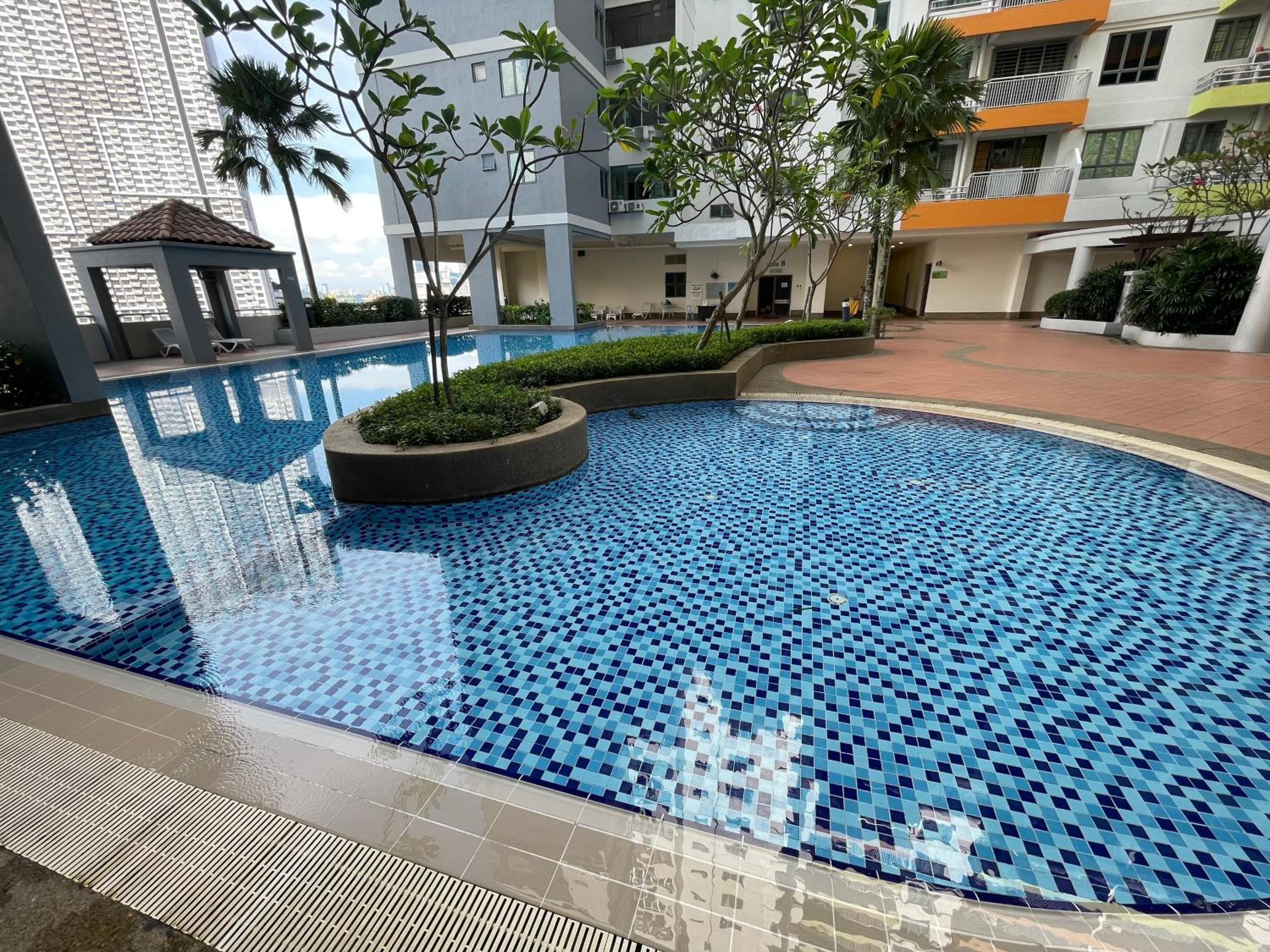 Dalamanda 3Pax Sunway Velocity Balcony CItyView