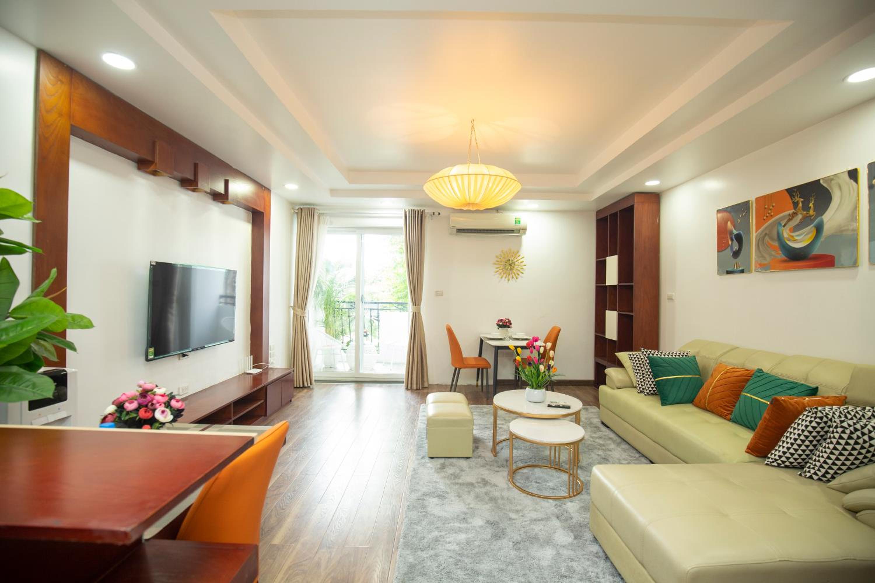 Sumitomo 3 Apartment for Japanese at 535 Kim Ma