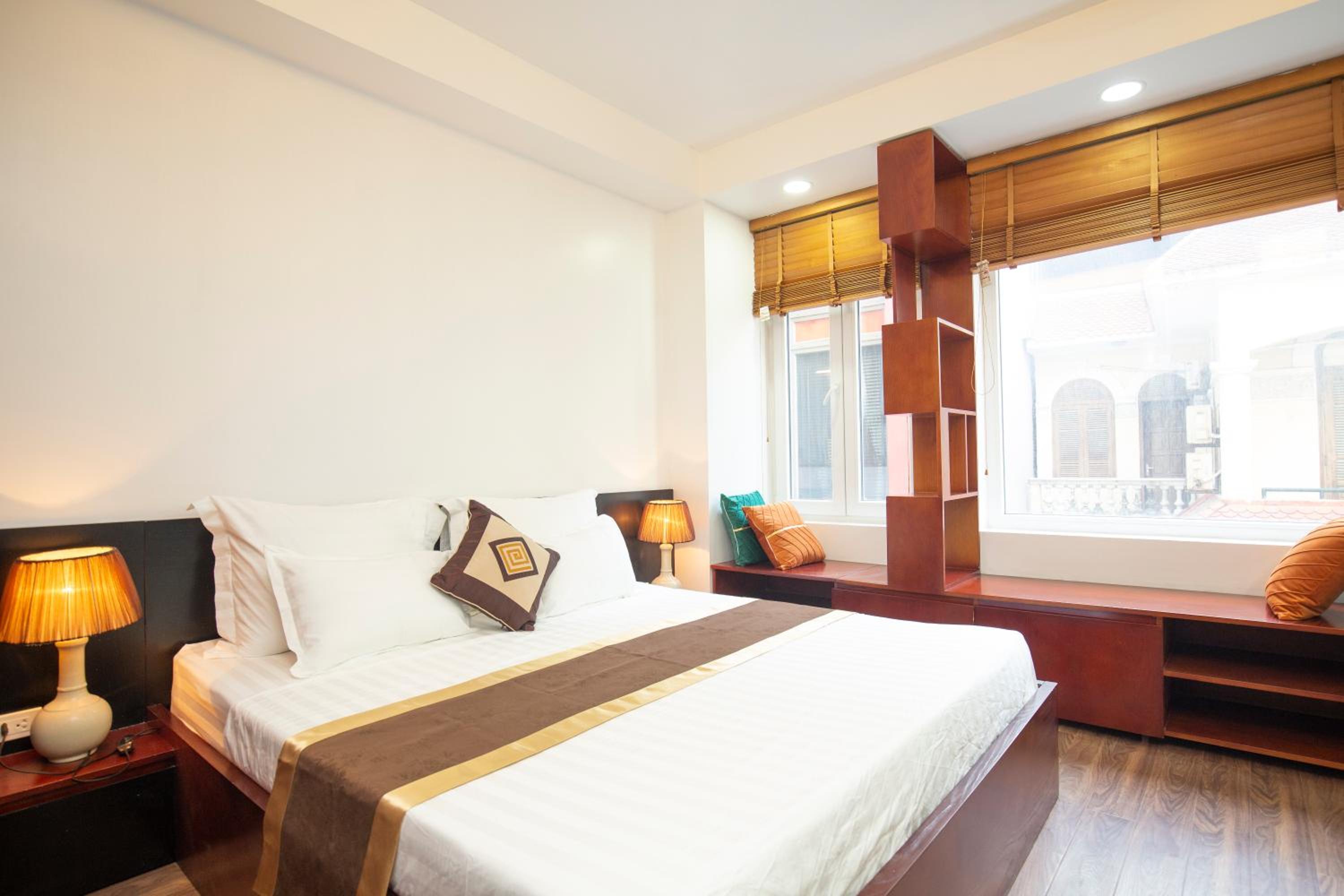 Sumitomo 3 Apartment for Japanese at 535 Kim Ma
