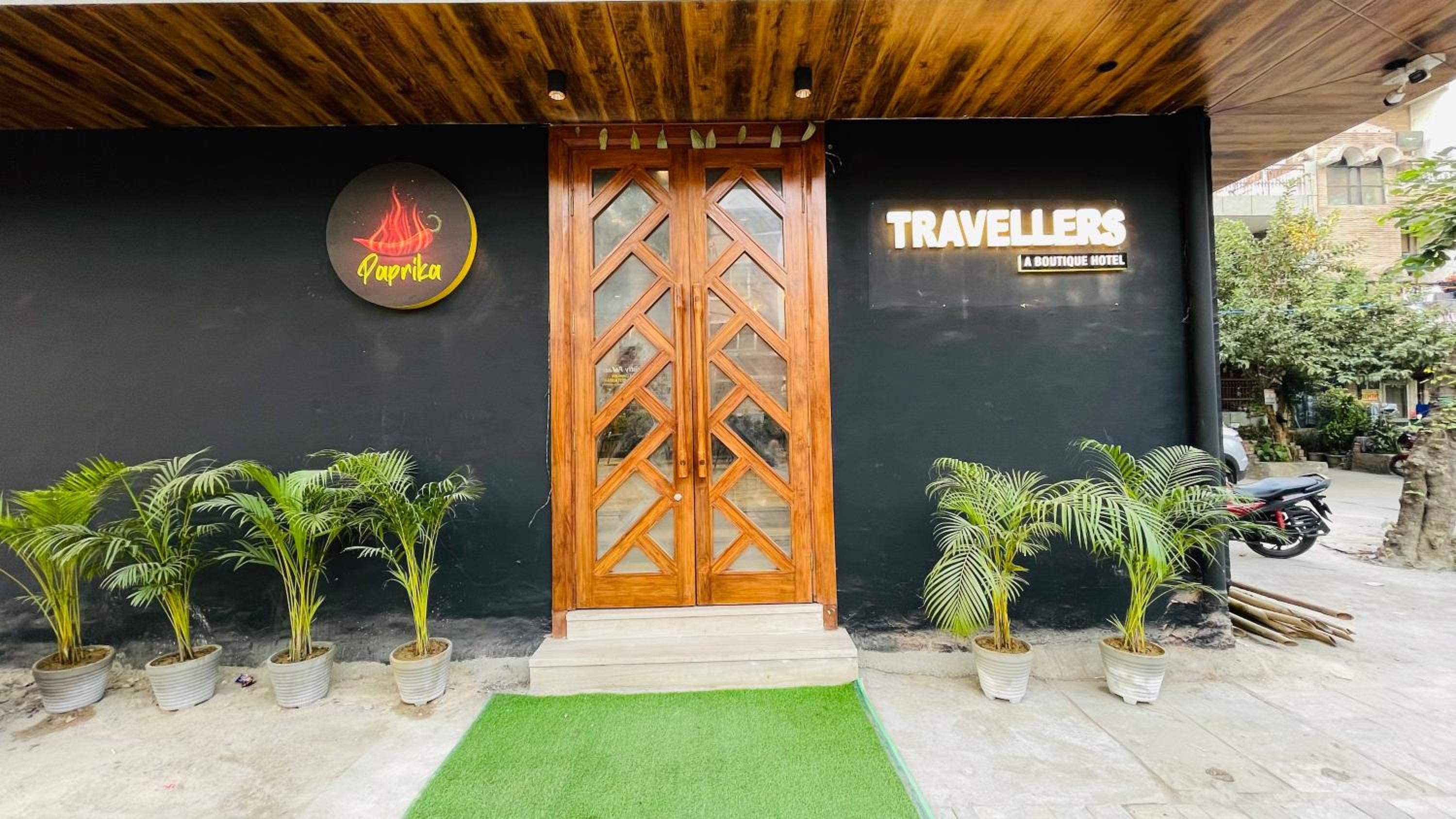 Travellers Hotel