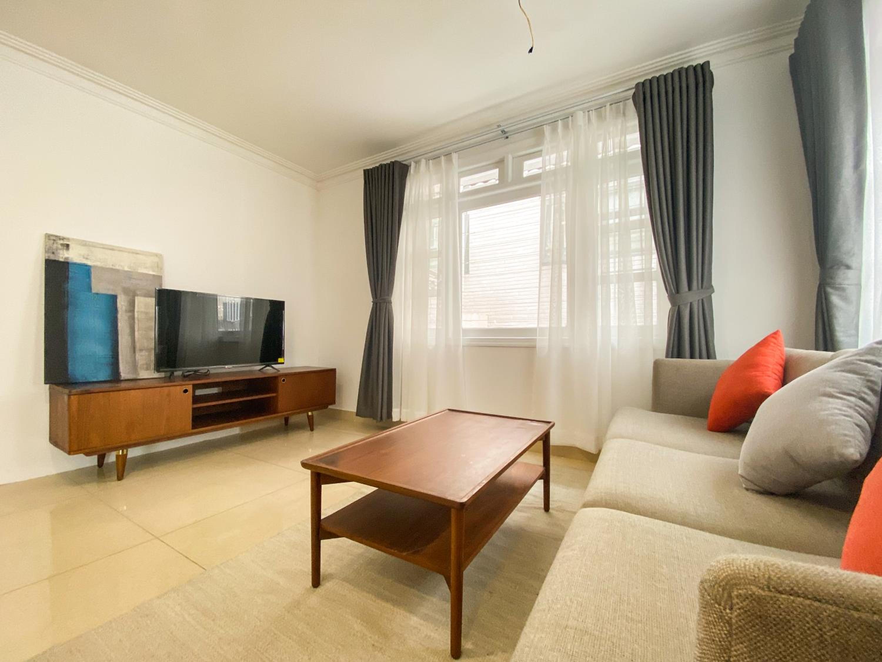 Zeus Living - Room in Villas An Phu