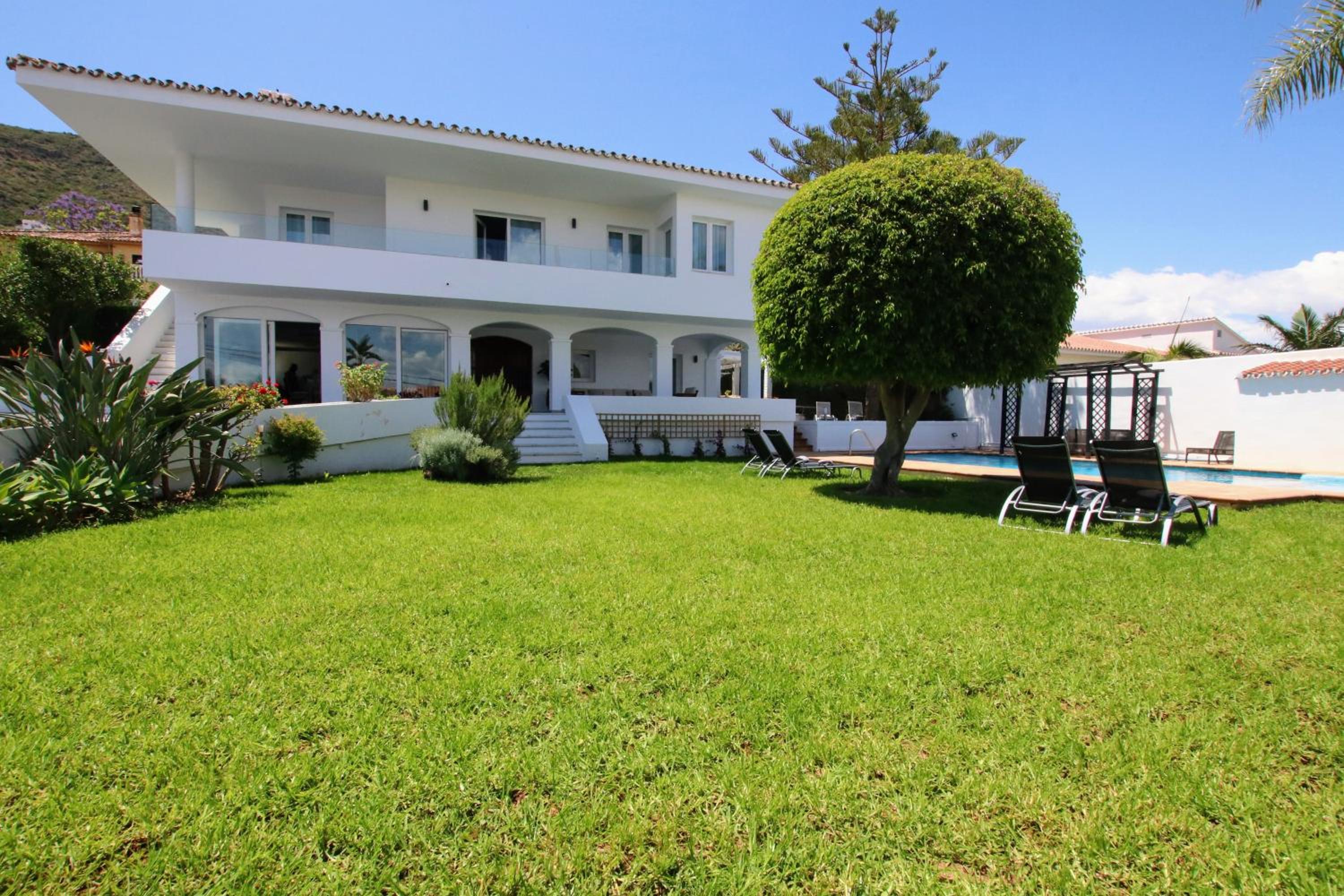 TESS Villa Tennessee