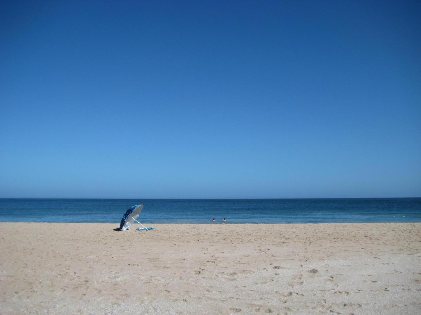 Absolute Beach Accommodation view 4