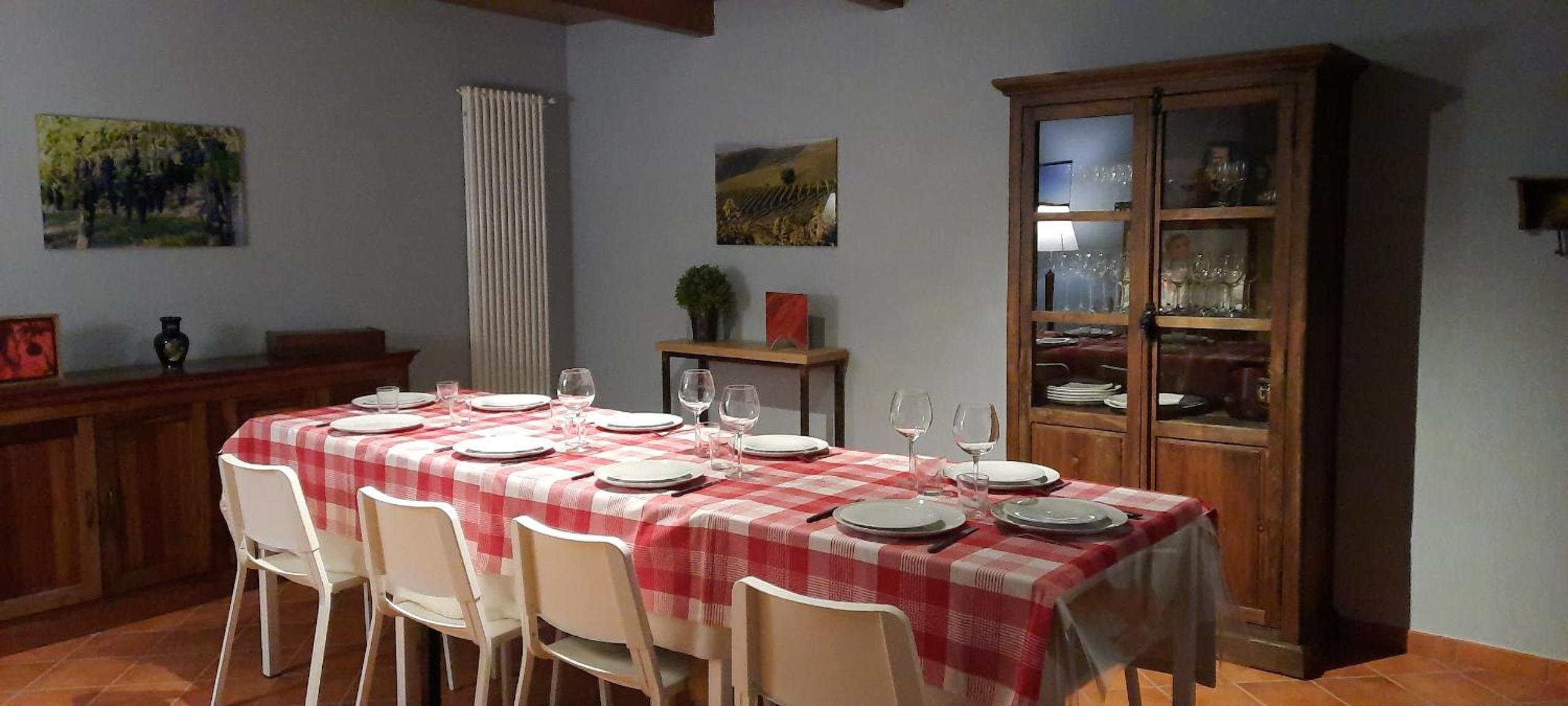 Cà Trifolera Barbaresco - Camera DOPPIA con bagno - IN ROMANTICO CASCINALE NEI VIGNETI CON CANTINA view 4